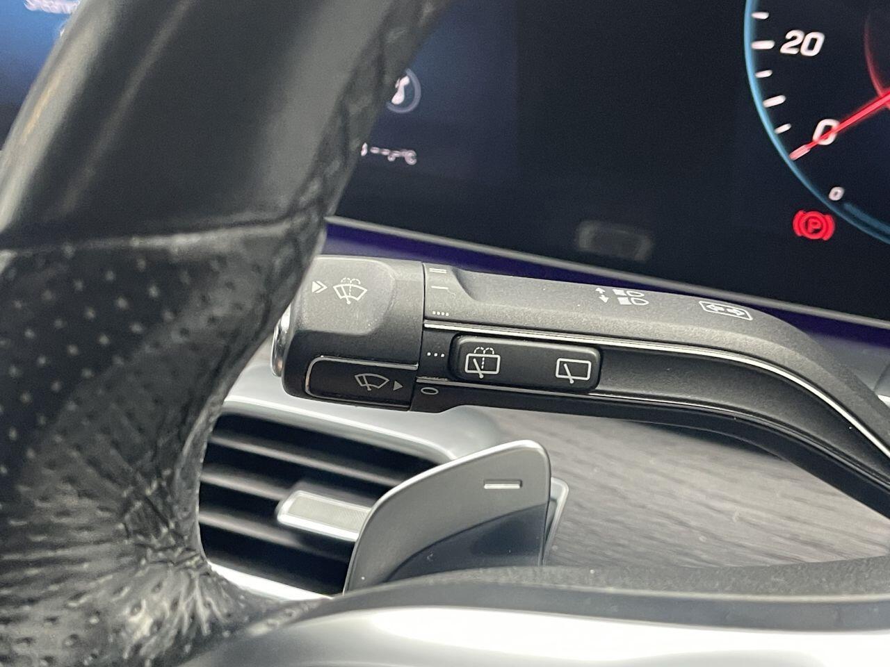 Mercedes GLE - Image 33