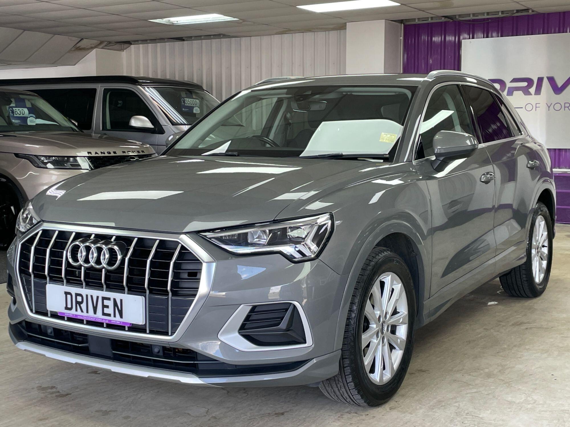 Audi Q3 - Image 8