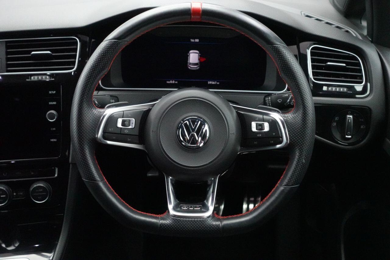 Volkswagen Golf - Image 20
