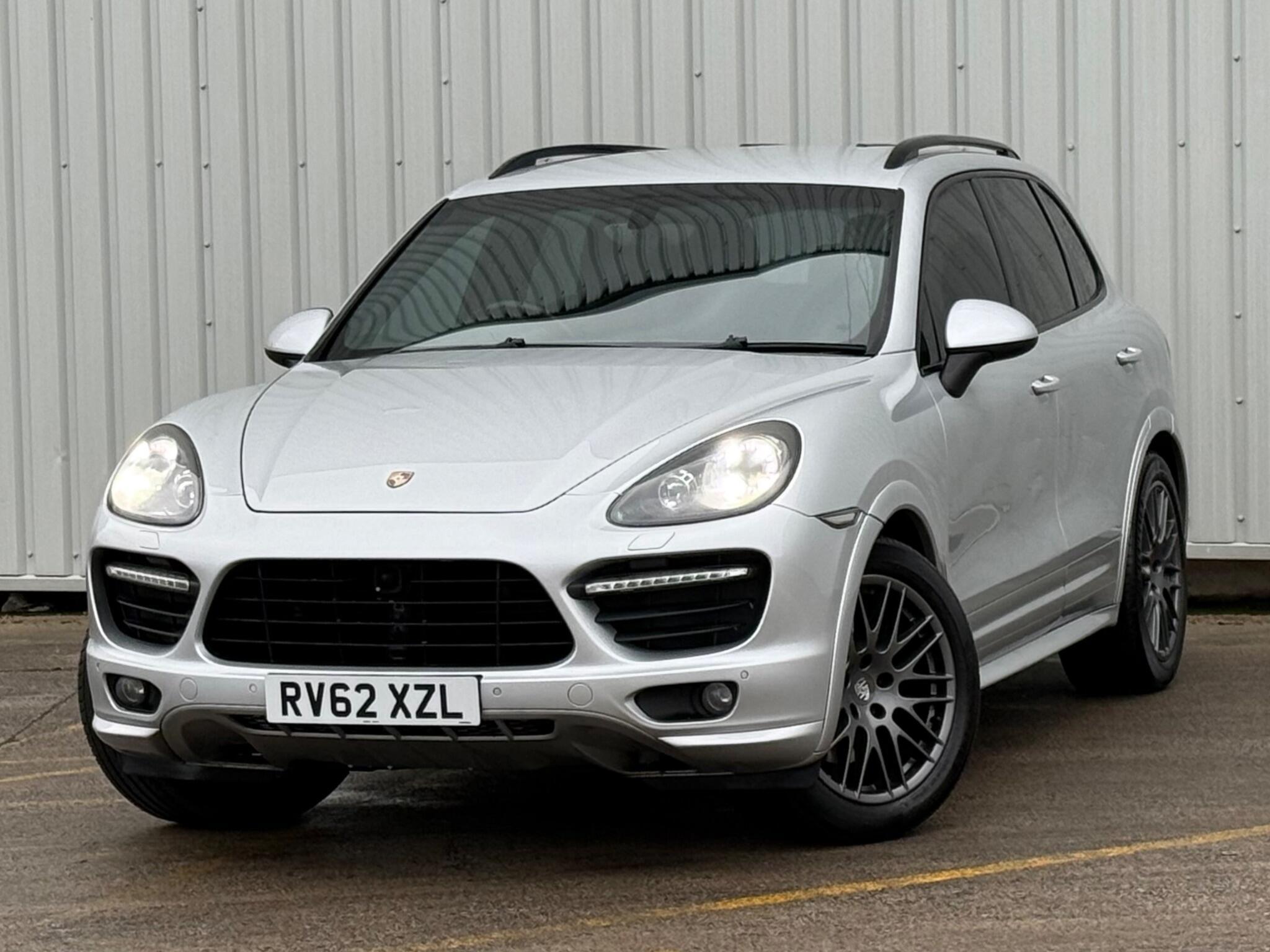 Porsche Cayenne - Image 4