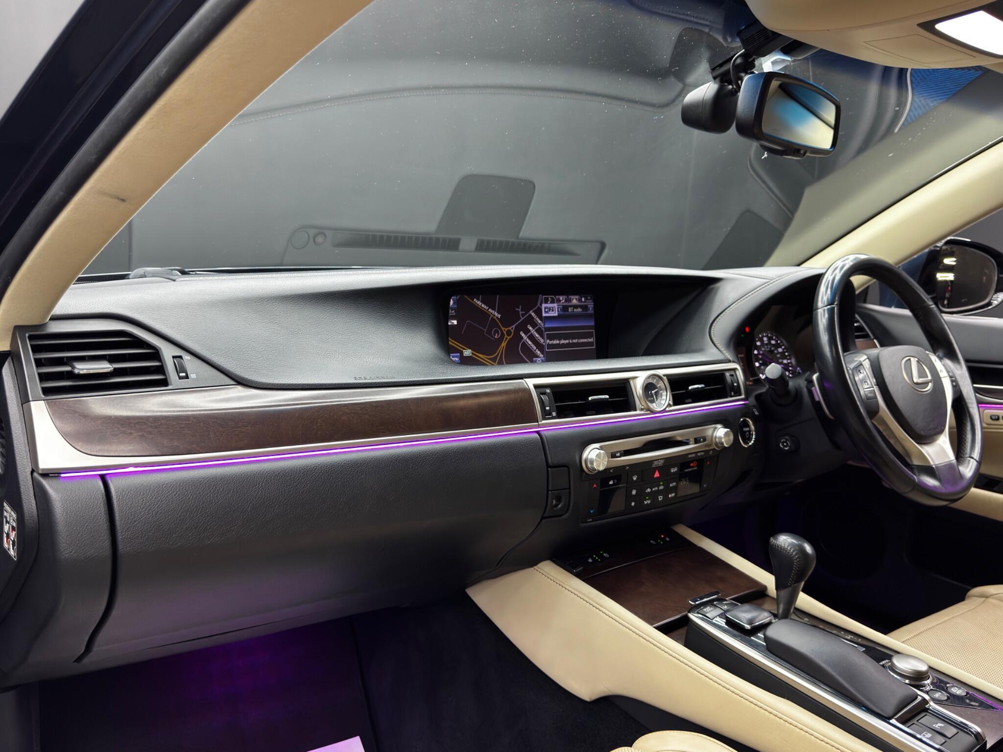 Lexus GS - Image 12