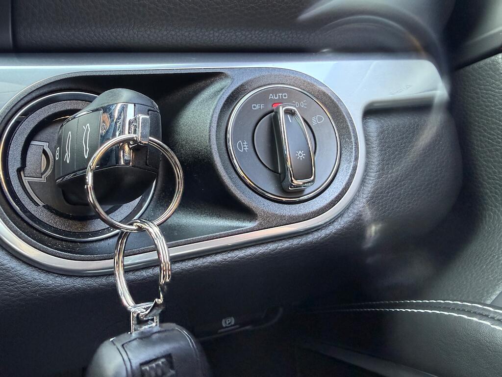 Porsche 718 Cayman - Image 28