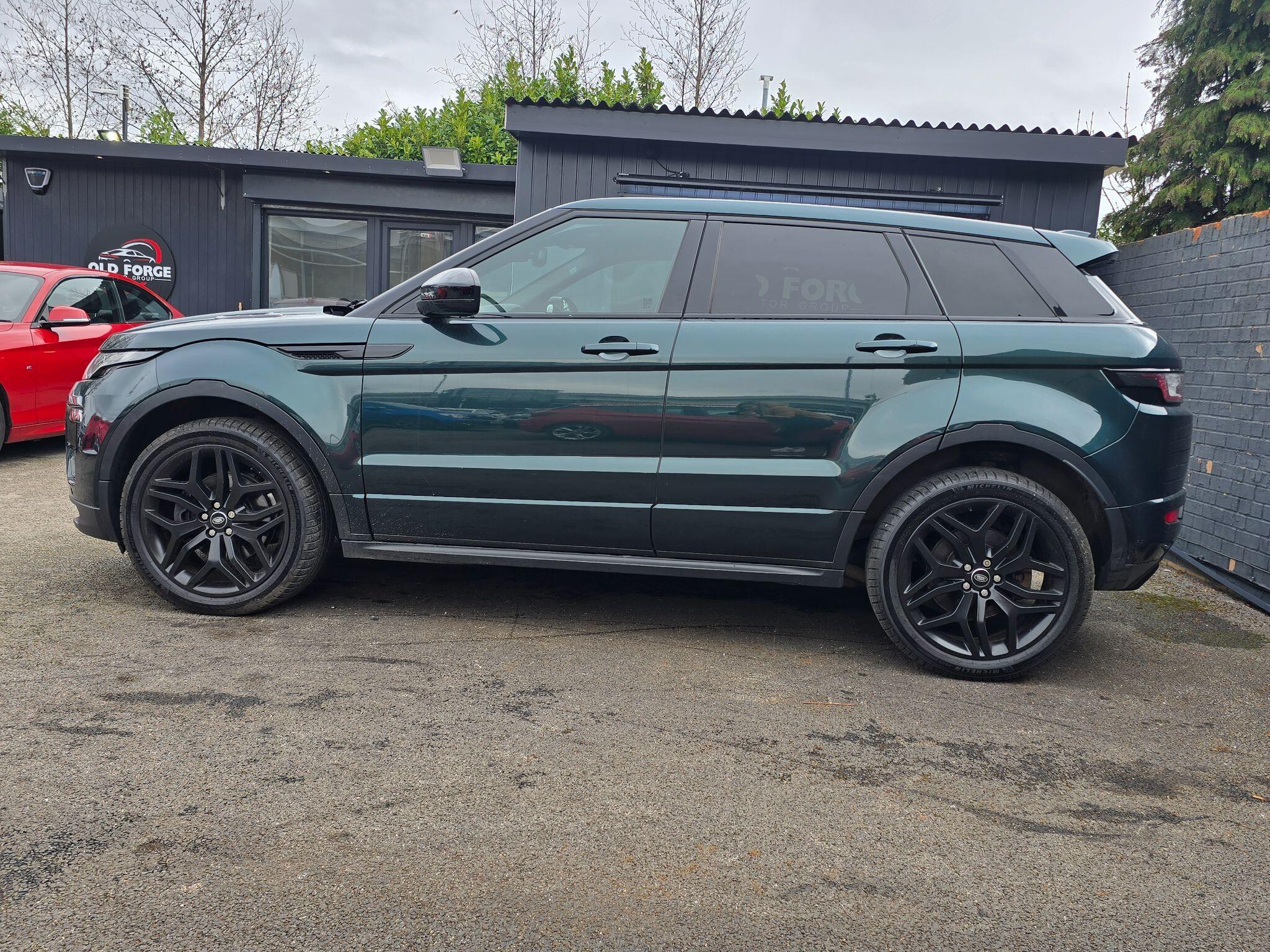 Land Rover Range Rover Evoque - Image 10