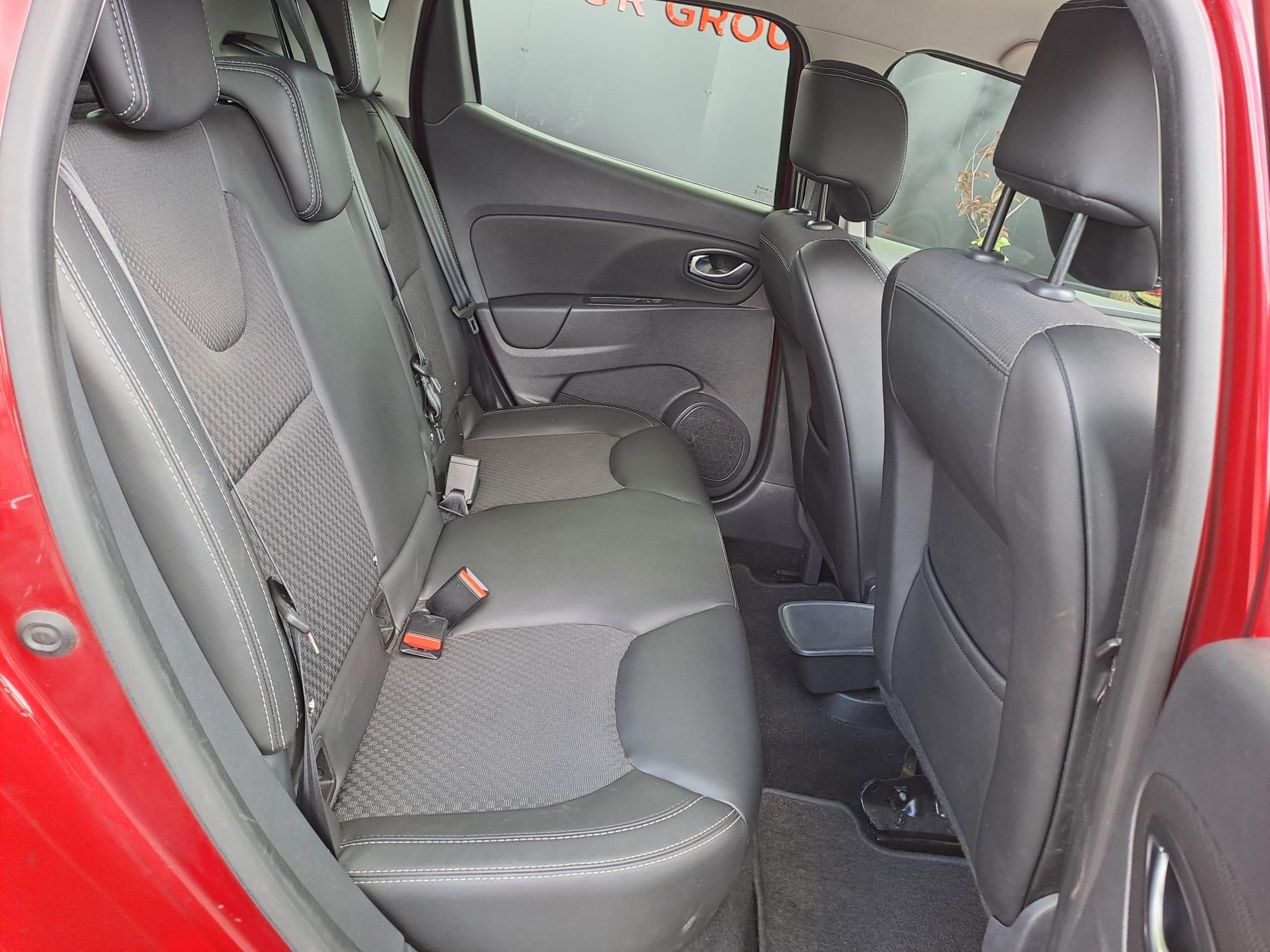 Renault Clio - Image 4