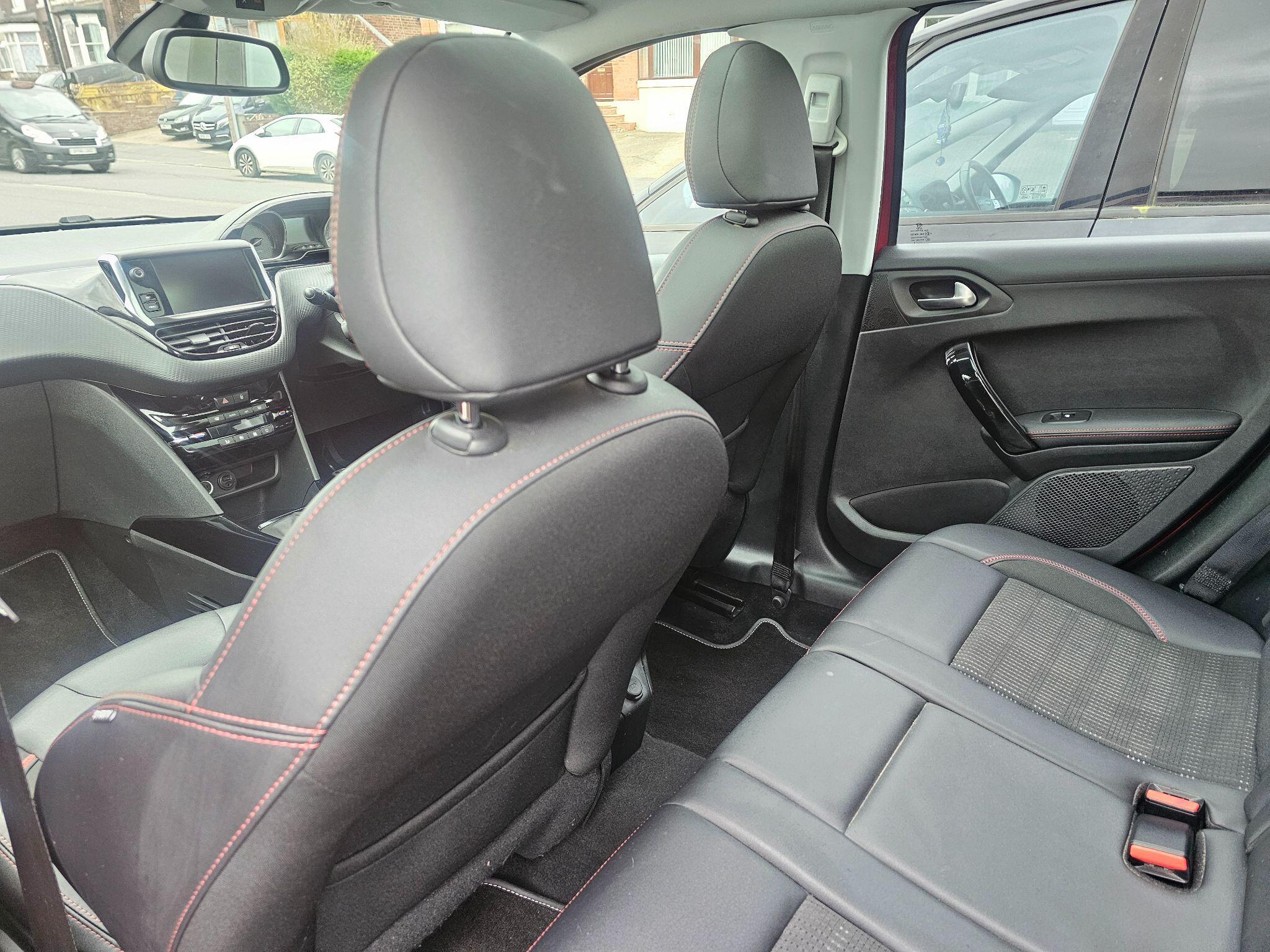 Peugeot 2008 - Image 35