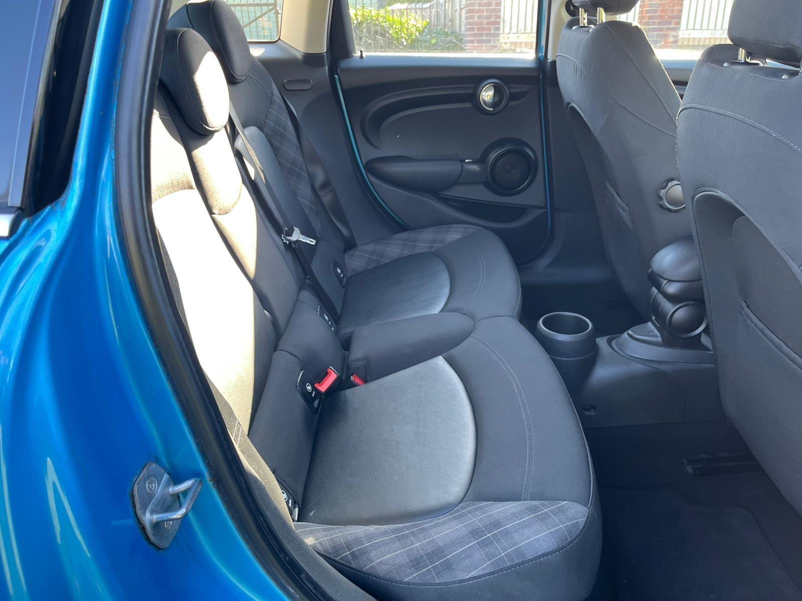 MINI Hatch - Image 6