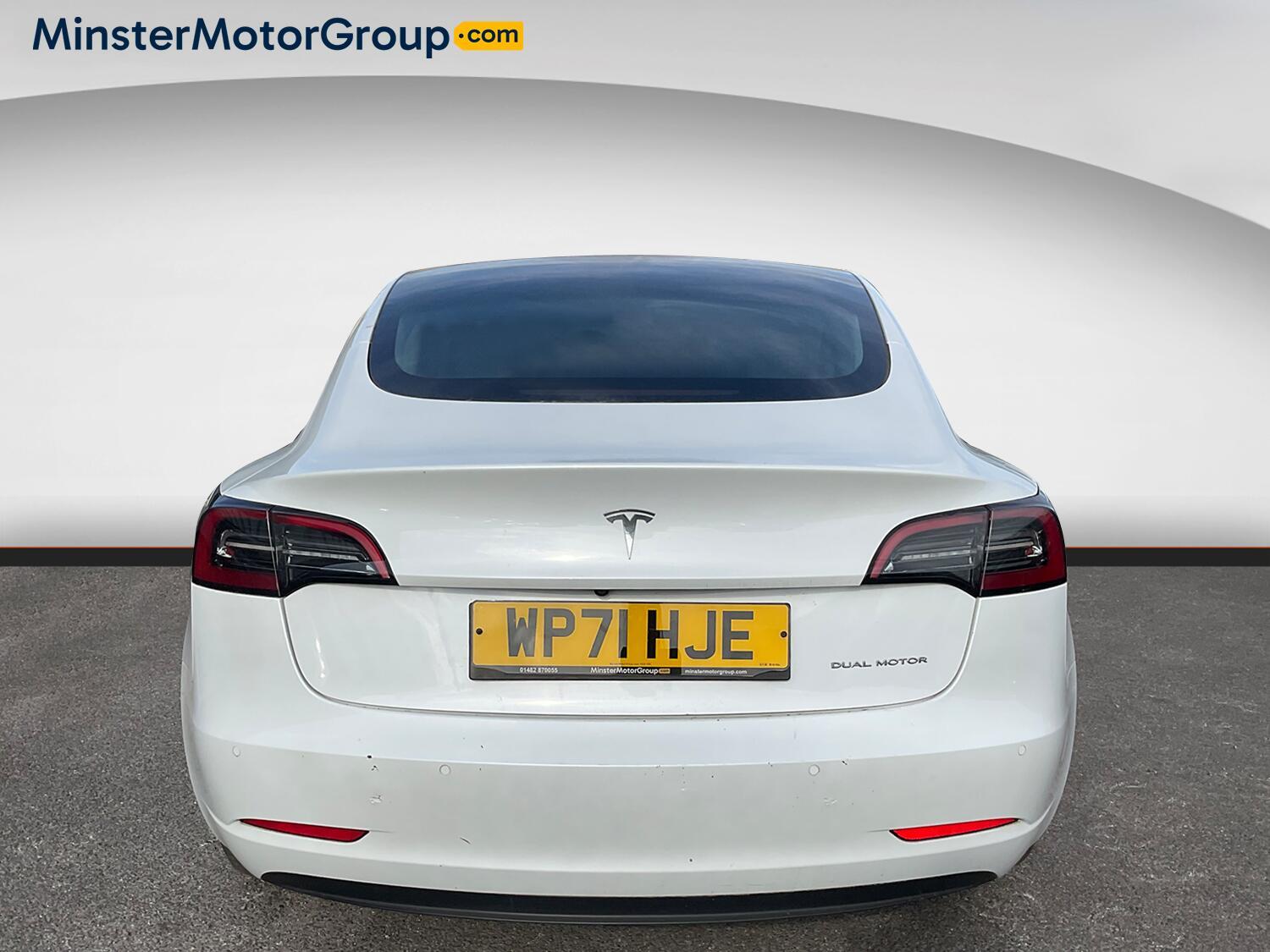 Tesla Model 3 - Image 3