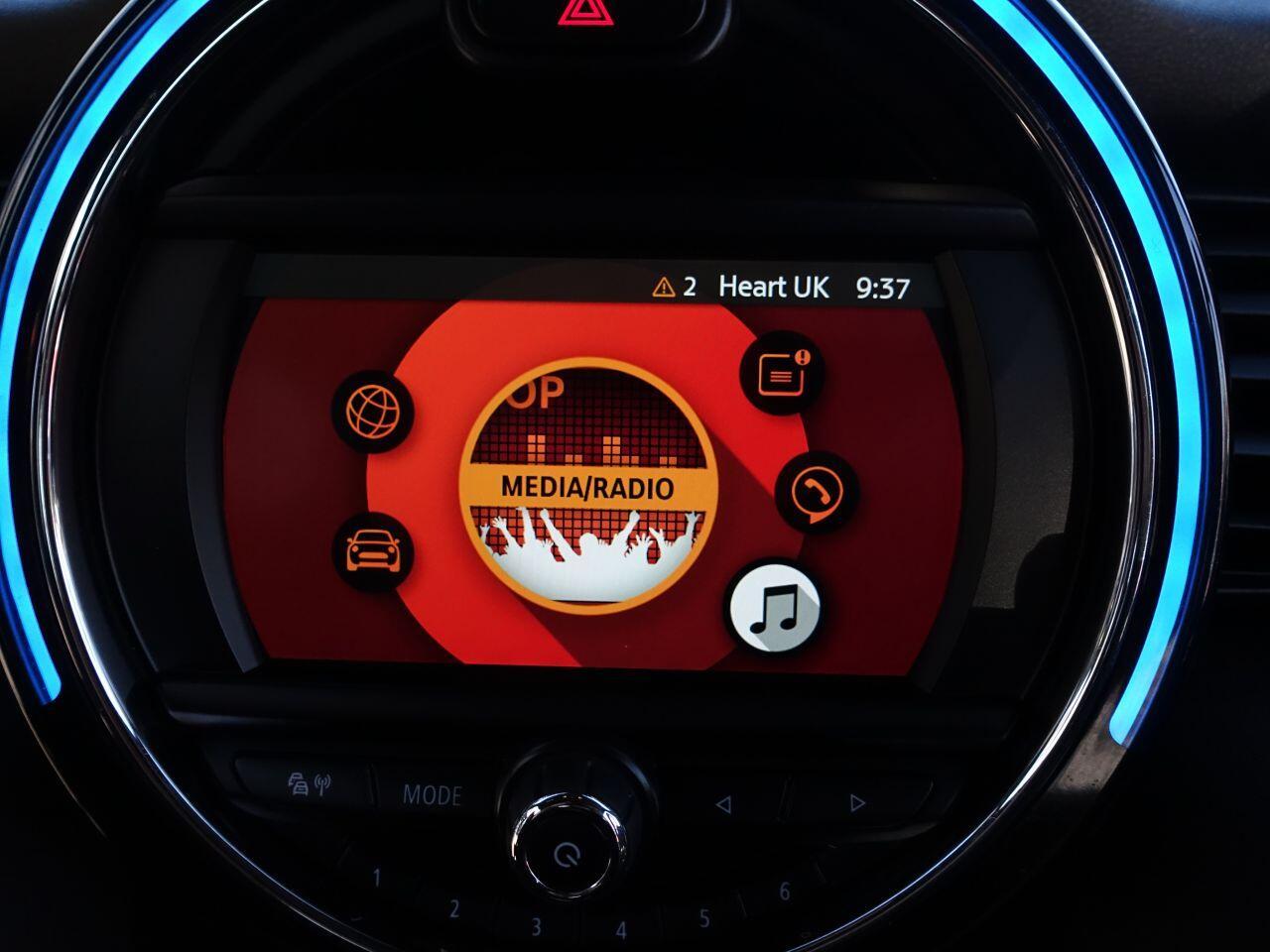 MINI Hatch - Image 25