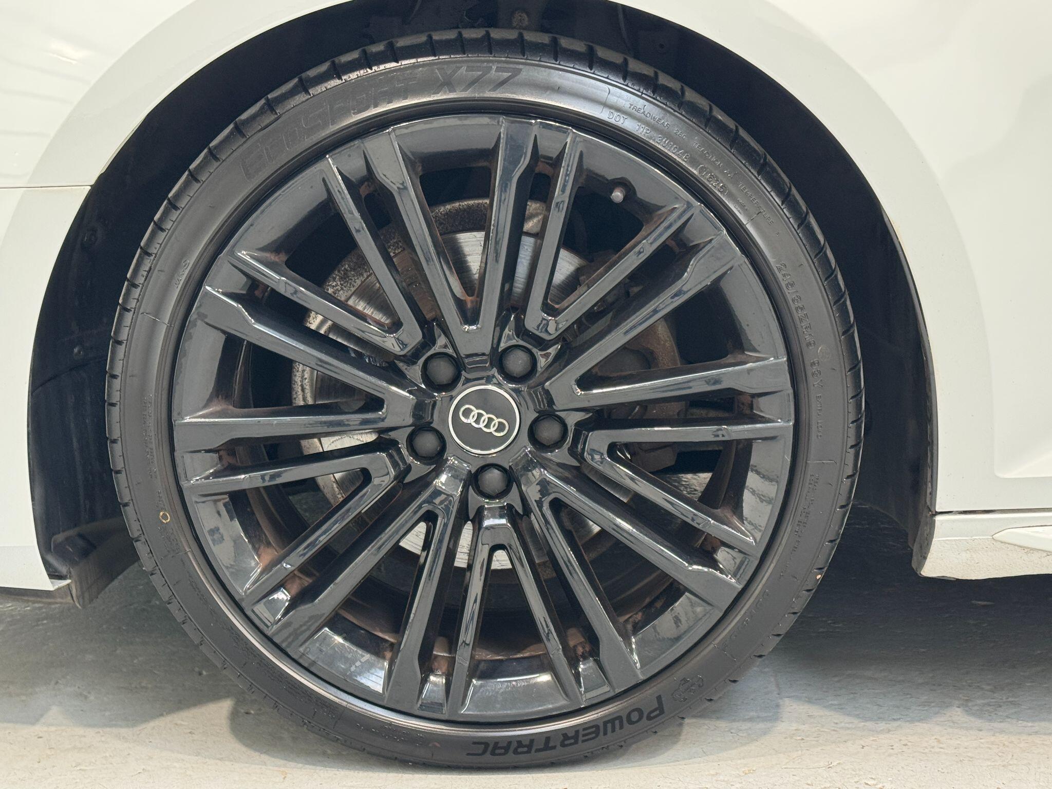 Audi A4 Avant - Image 30