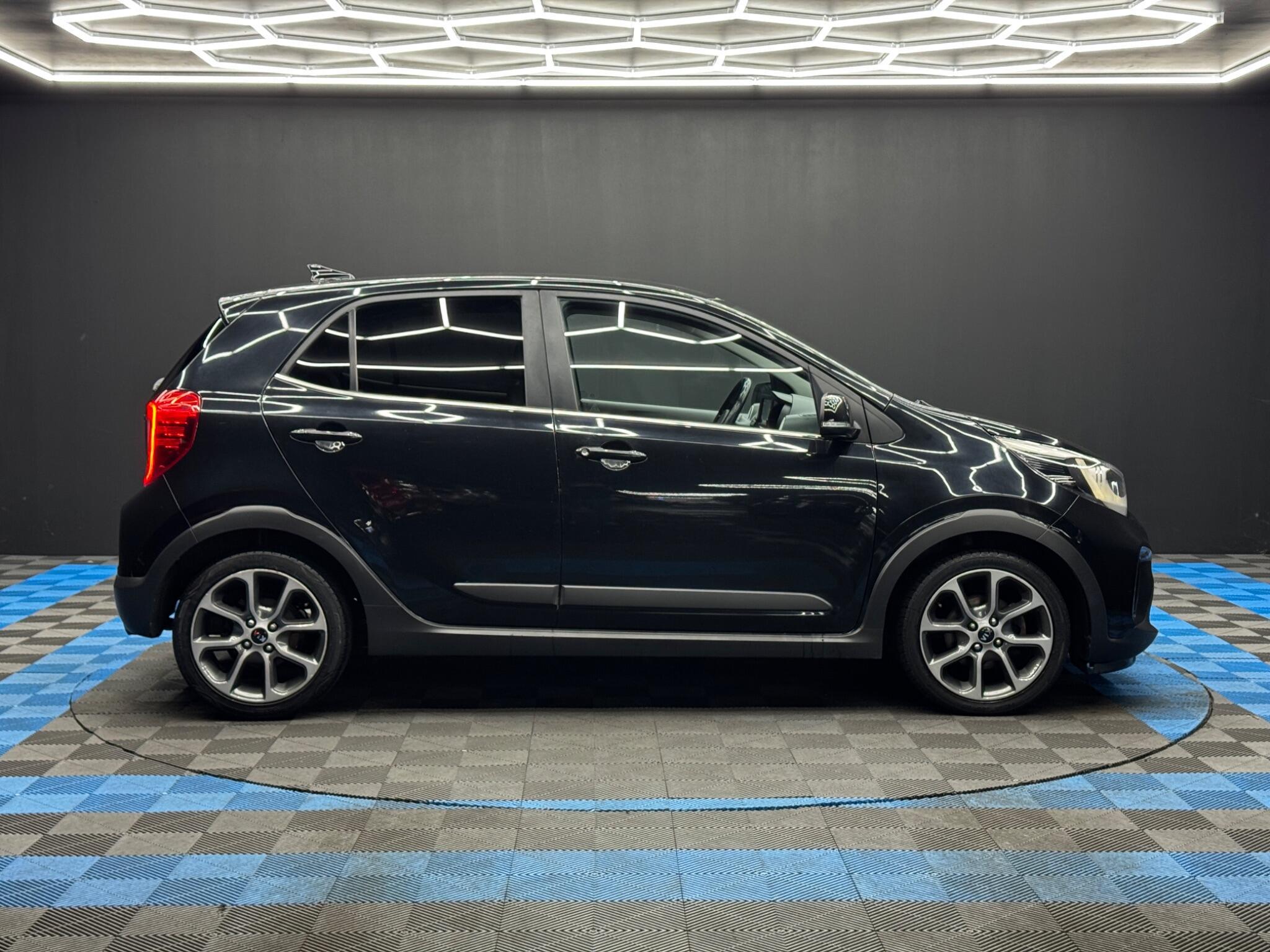 Kia Picanto - Image 12