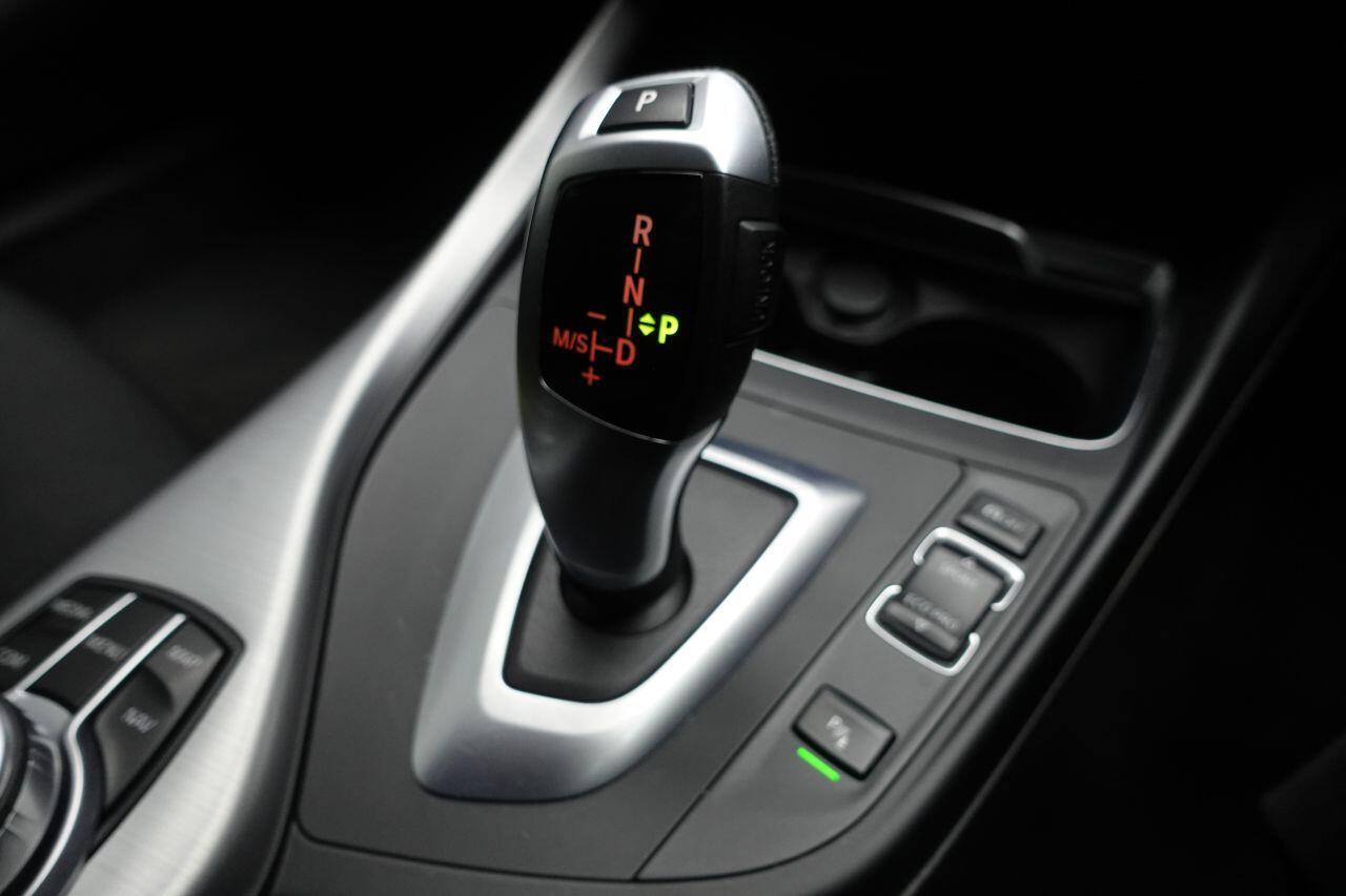 BMW 1 Series - Image 38