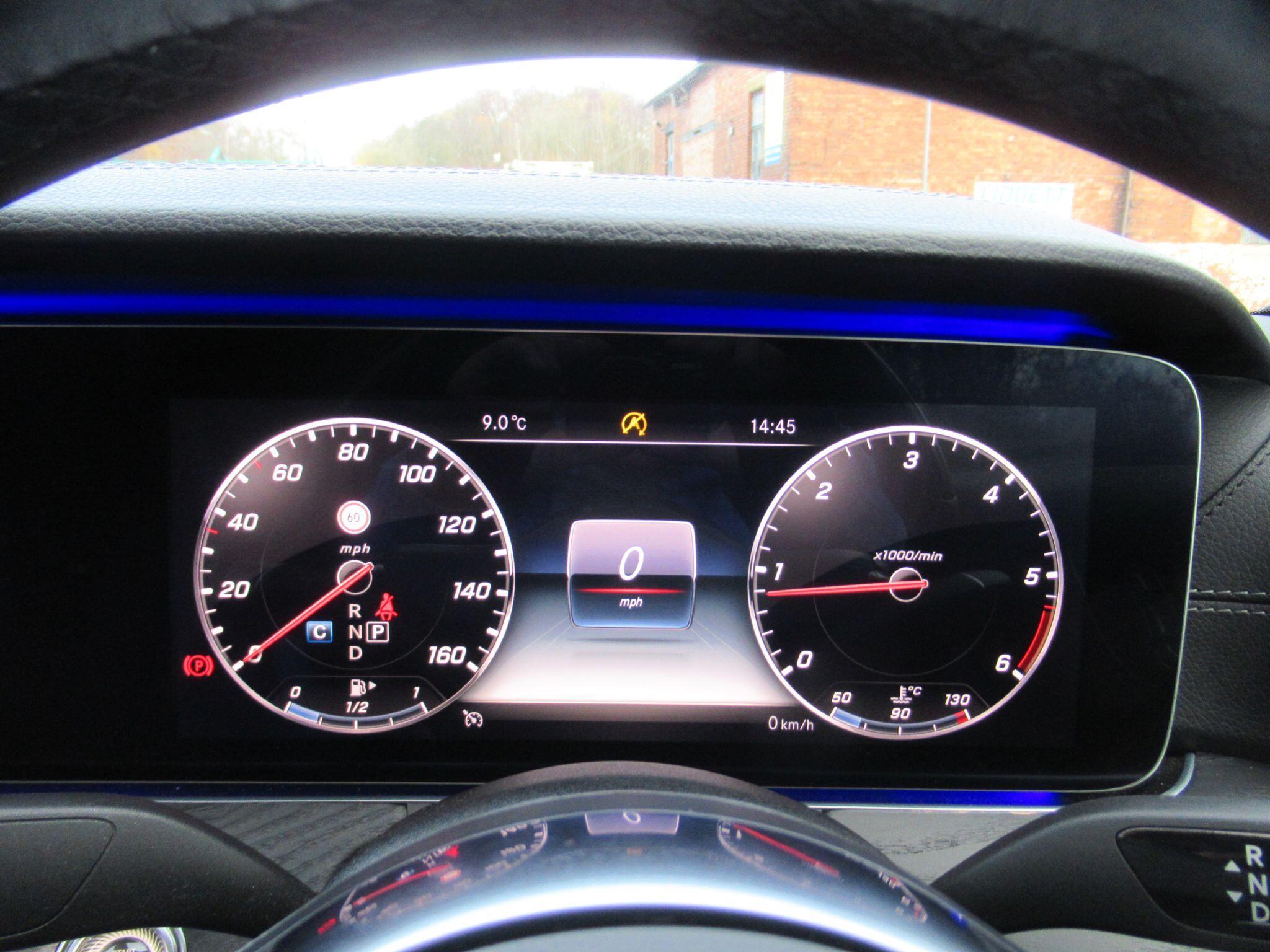 Mercedes E Class - Image 31