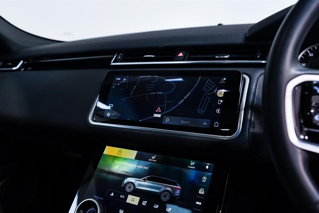 Land Rover Range Rover Velar - Image 19