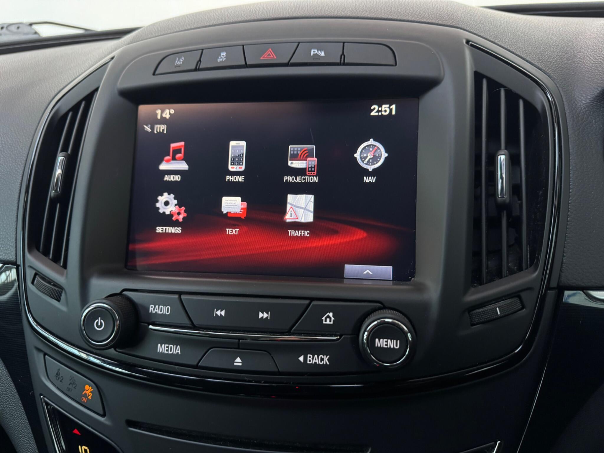 Vauxhall Insignia - Image 14