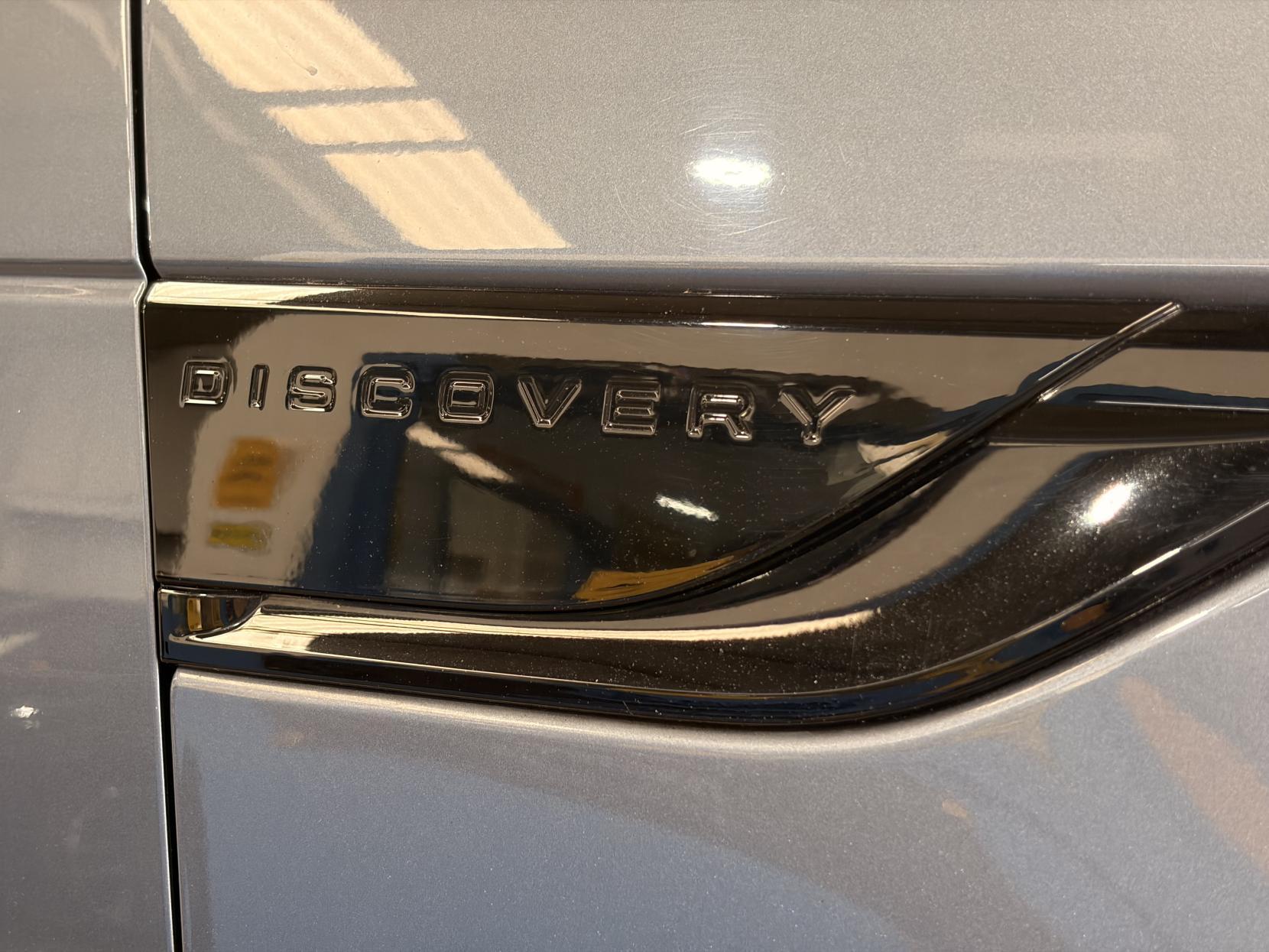 Land Rover Discovery - Image 19