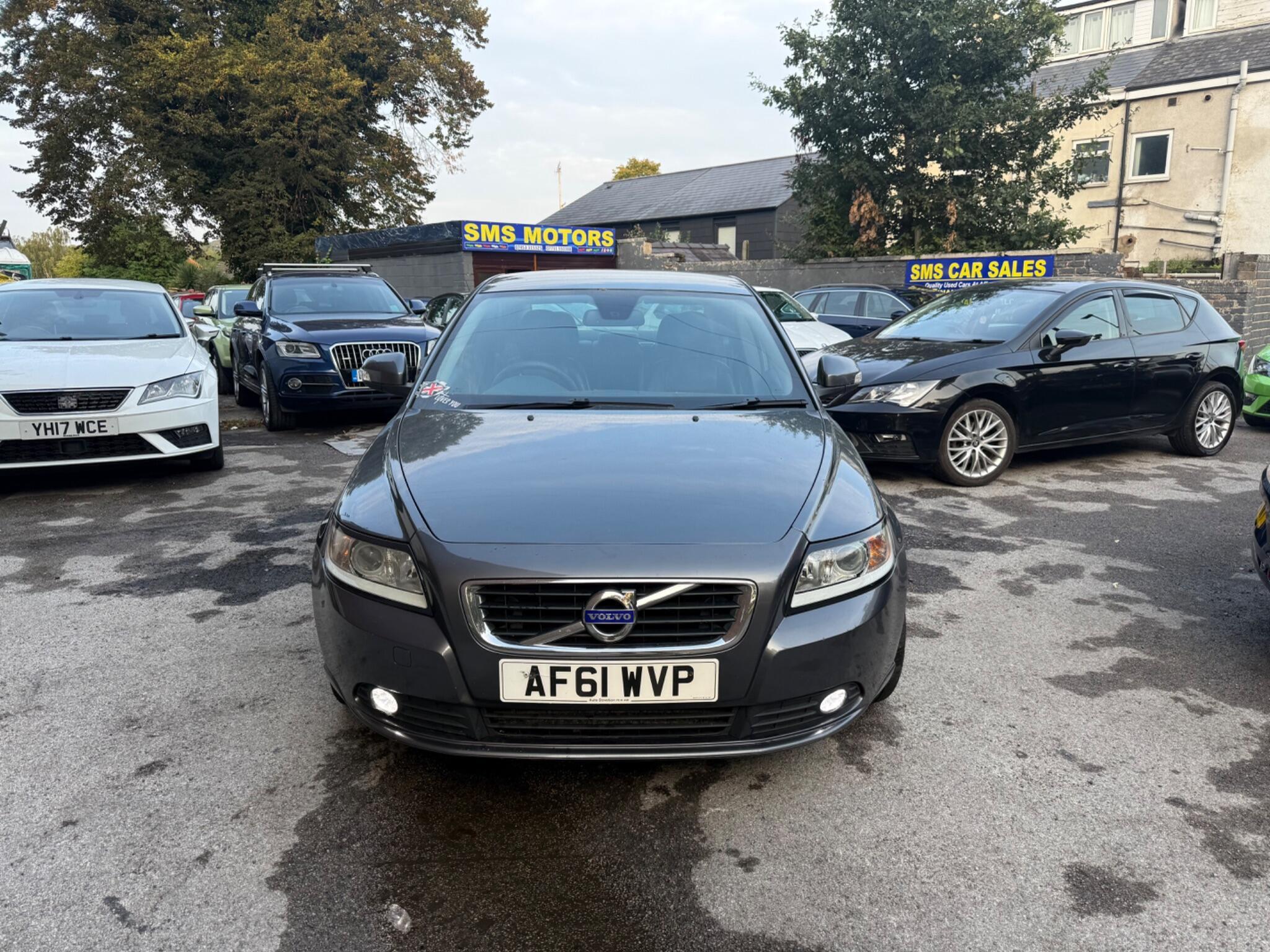 Volvo S40 - Image 2