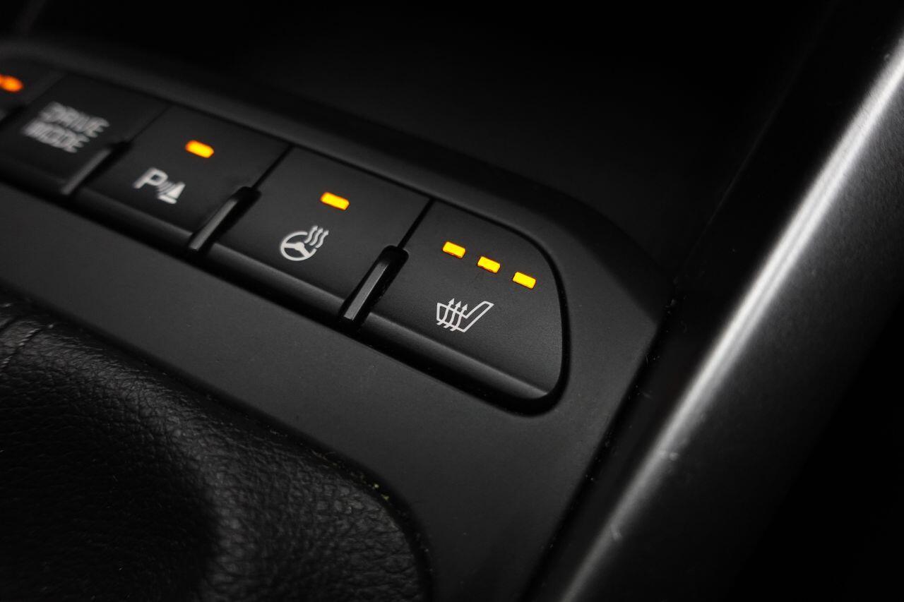 Kia Stonic - Image 43