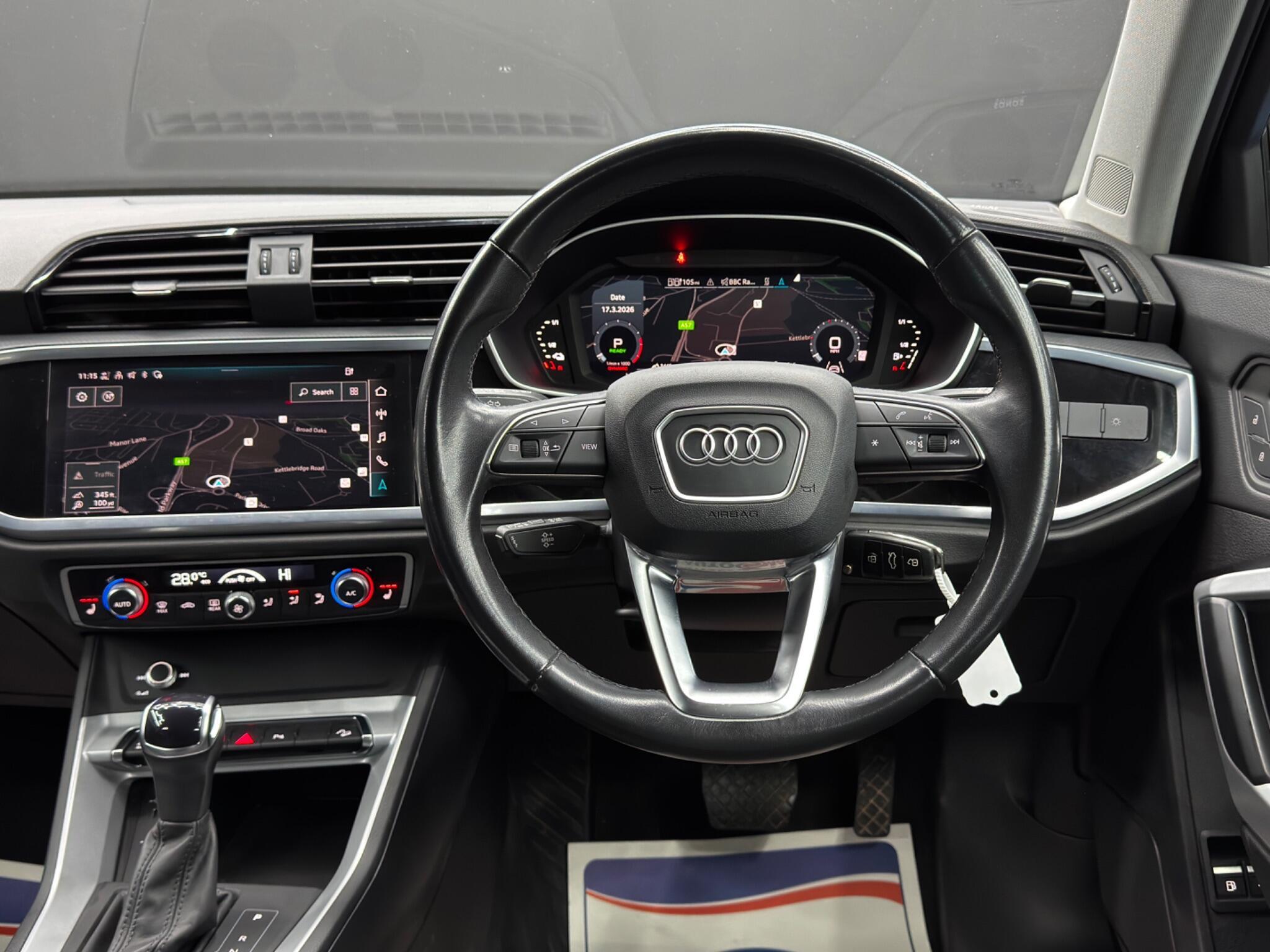 Audi Q3 - Image 17