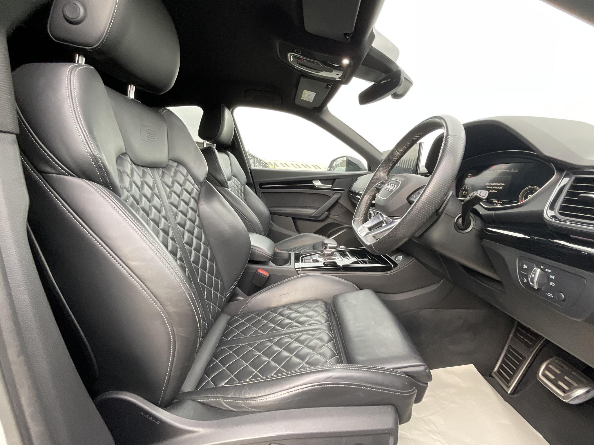 Audi Q5 - Image 9