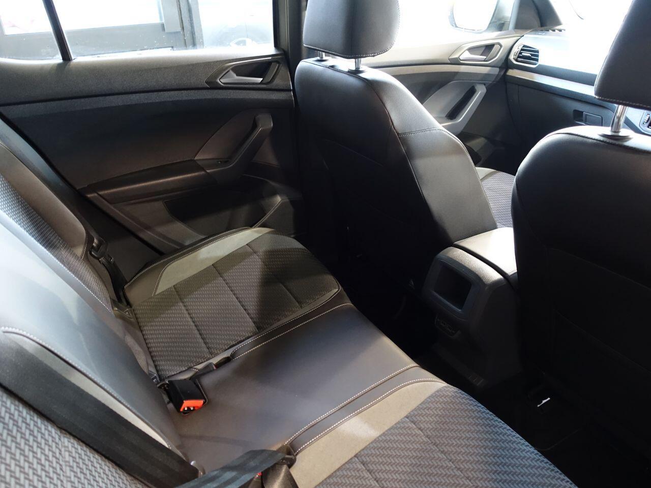 Volkswagen T-Cross - Image 15