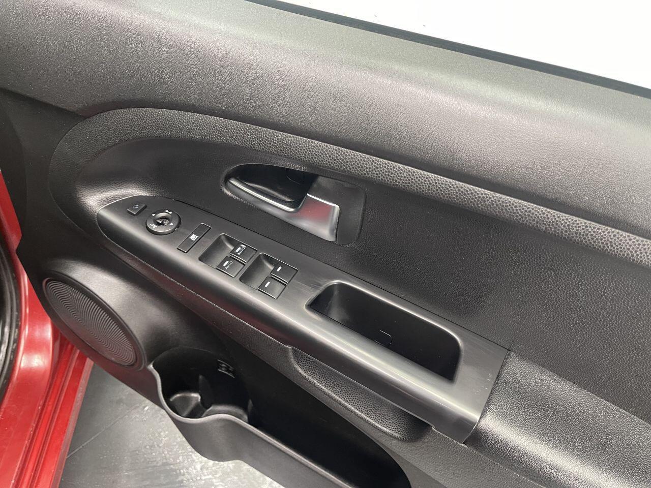 Kia Venga - Image 34