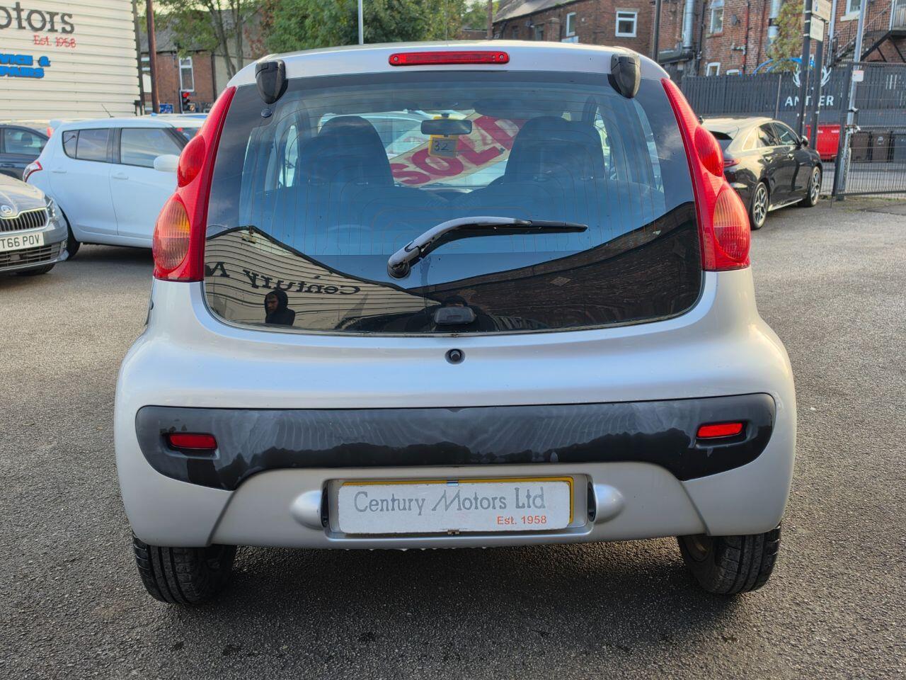 Peugeot 107 - Image 9