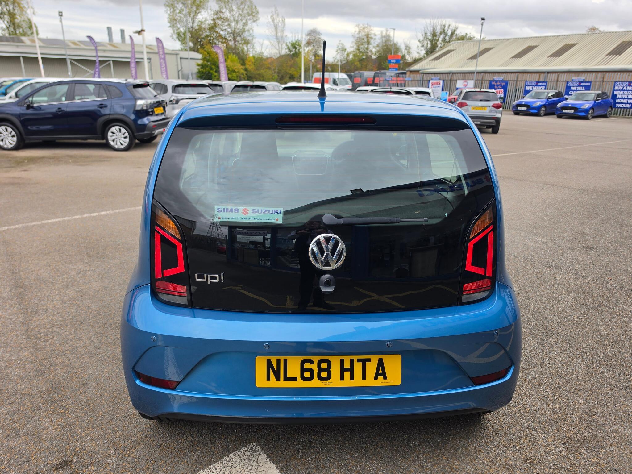 Volkswagen up! - Image 10