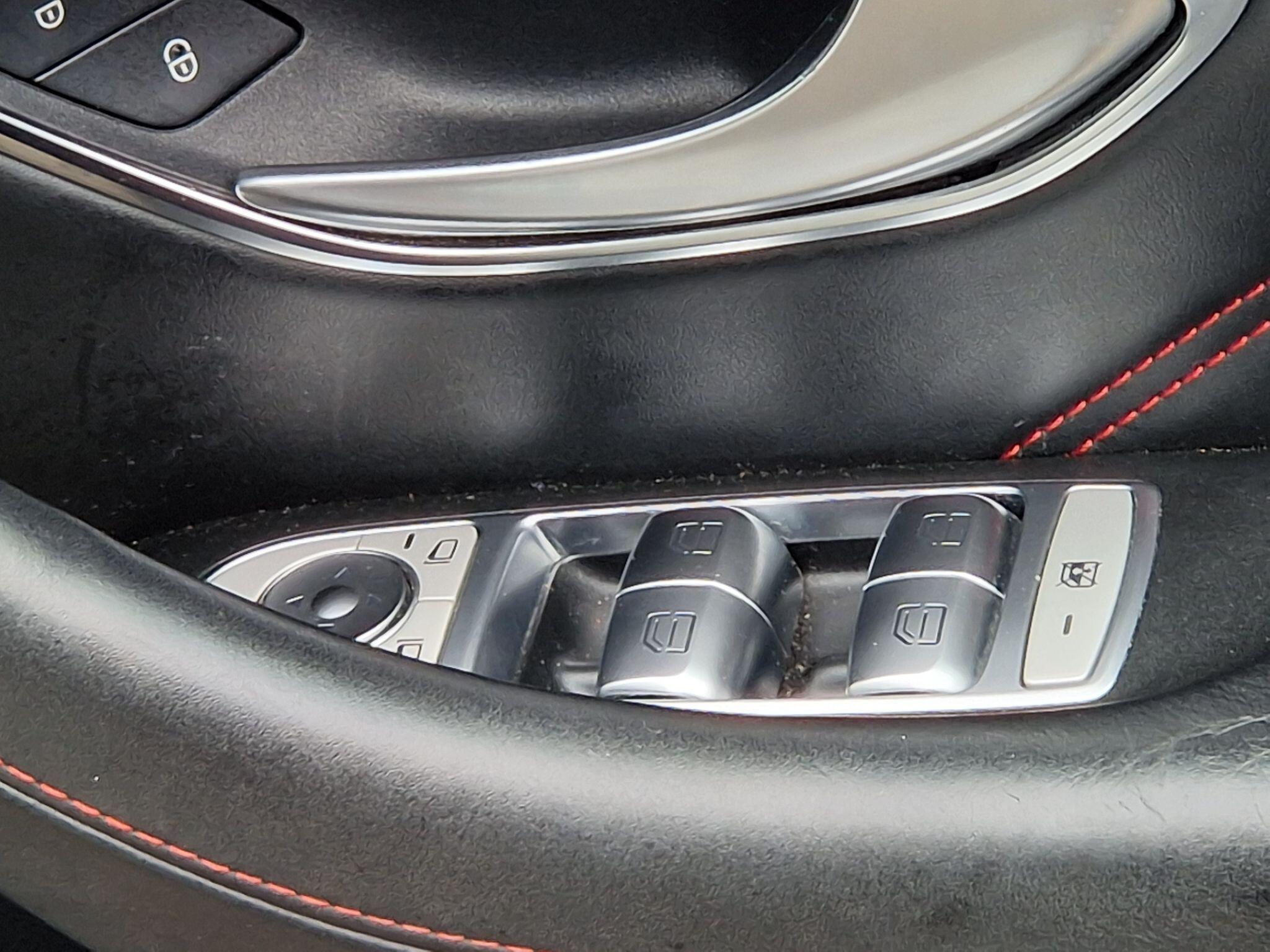 Mercedes E Class - Image 30