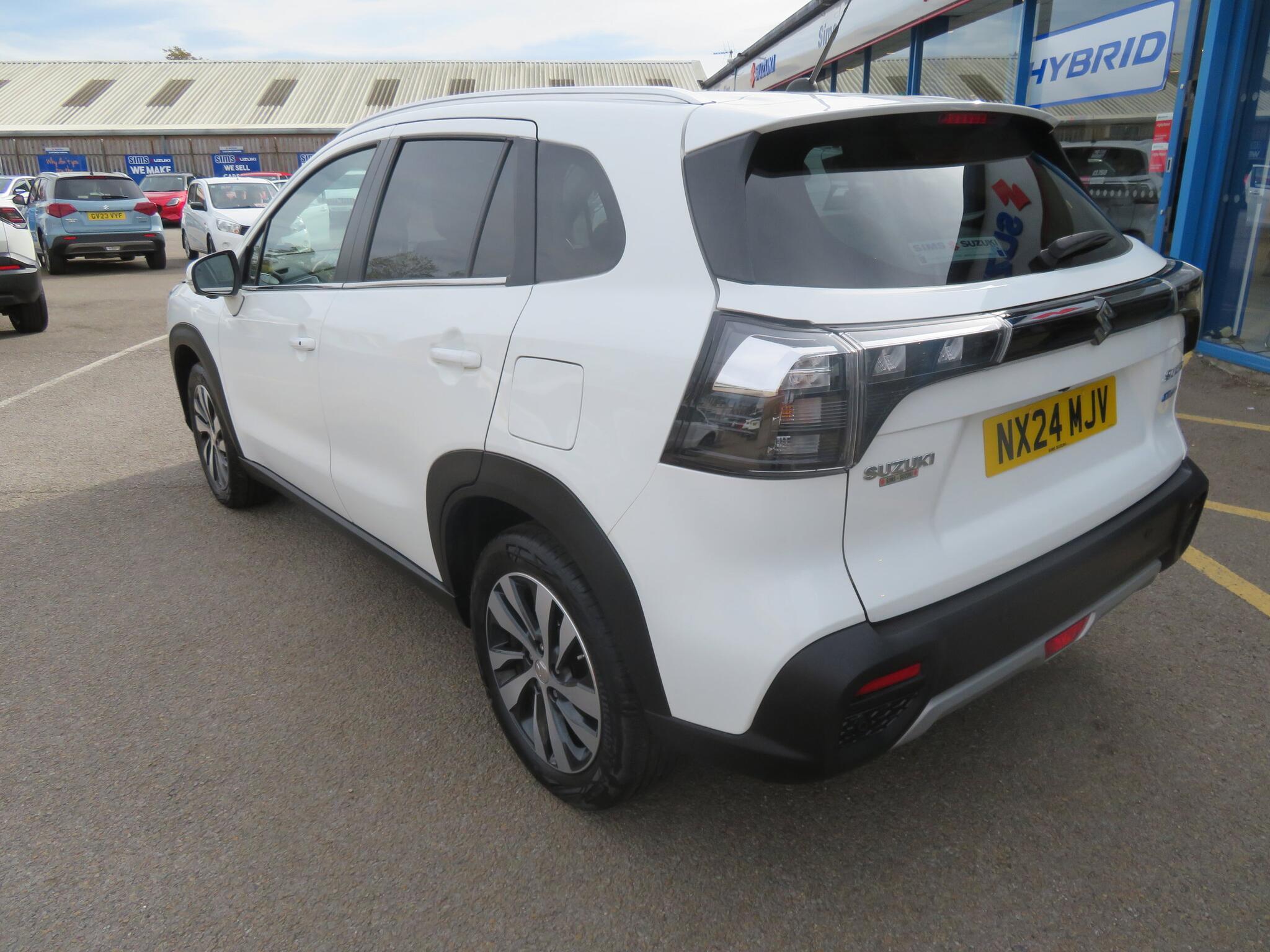 Suzuki S-Cross - Image 18