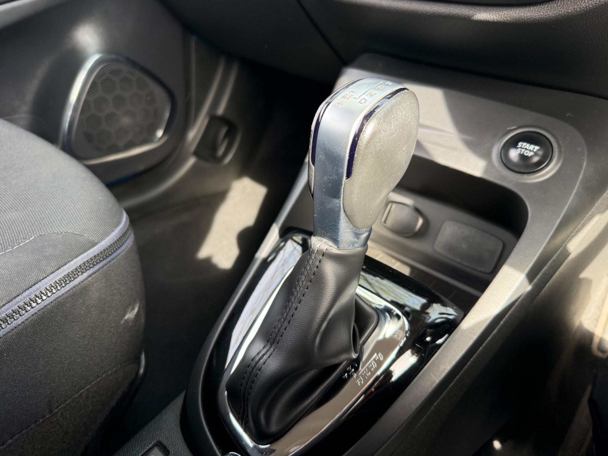 Renault Captur - Image 19