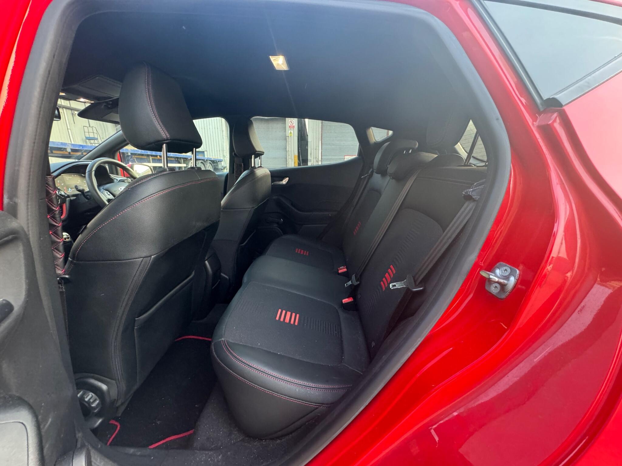 Ford Fiesta - Image 20
