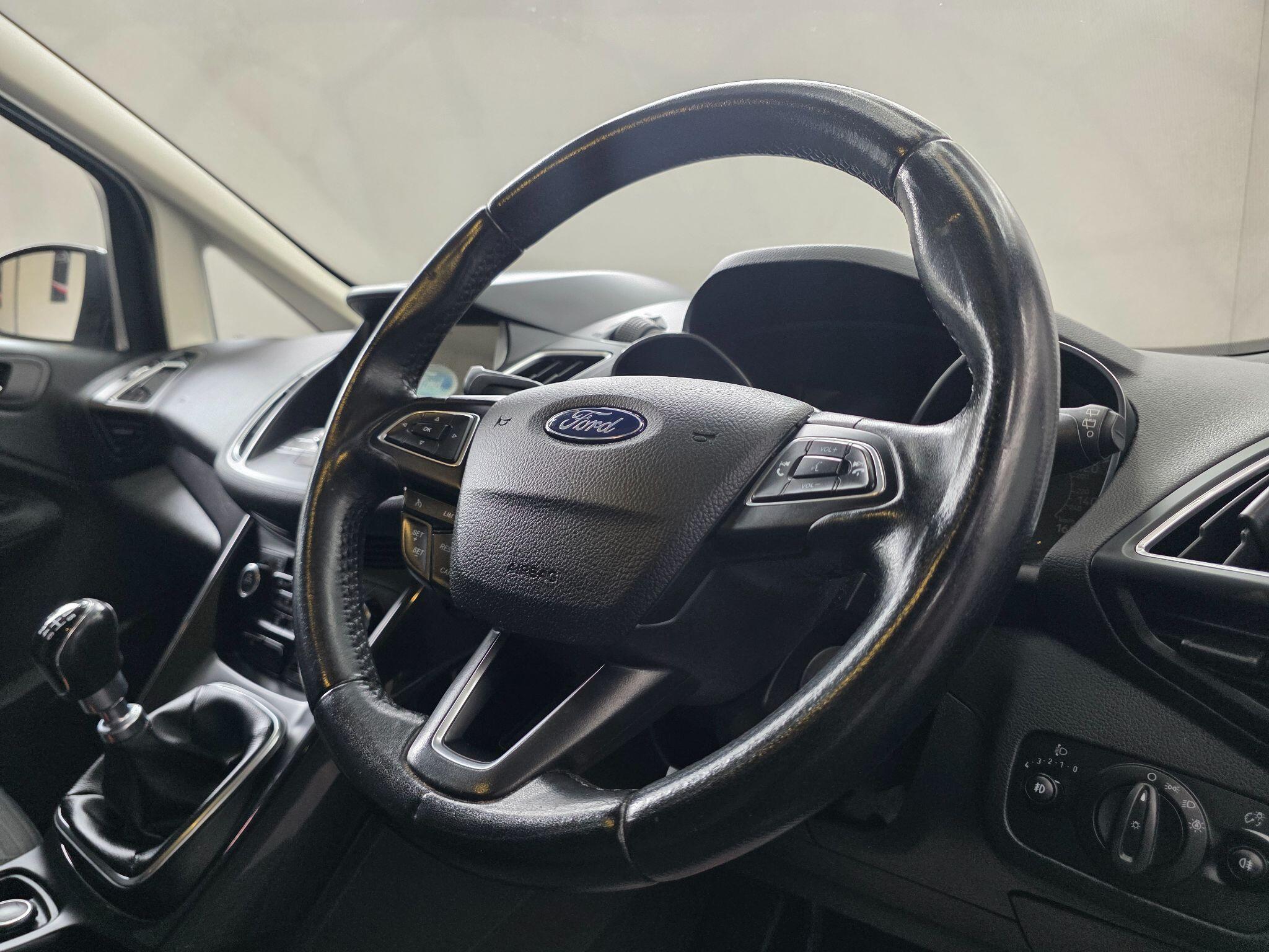 Ford C-MAX - Image 10