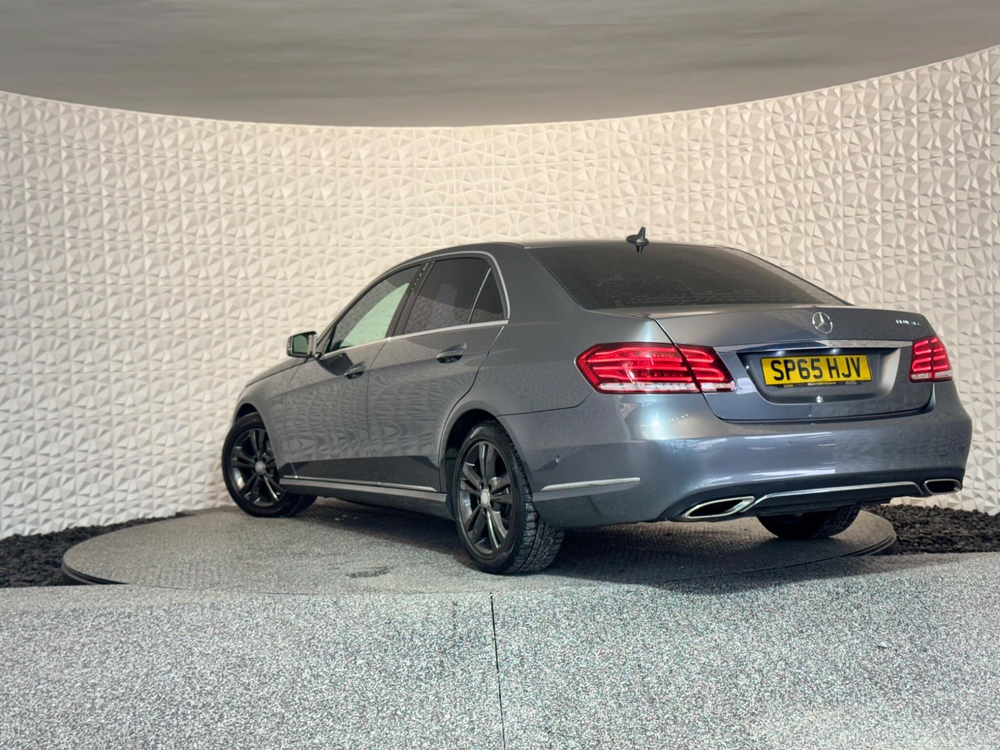 Mercedes E Class - Image 3