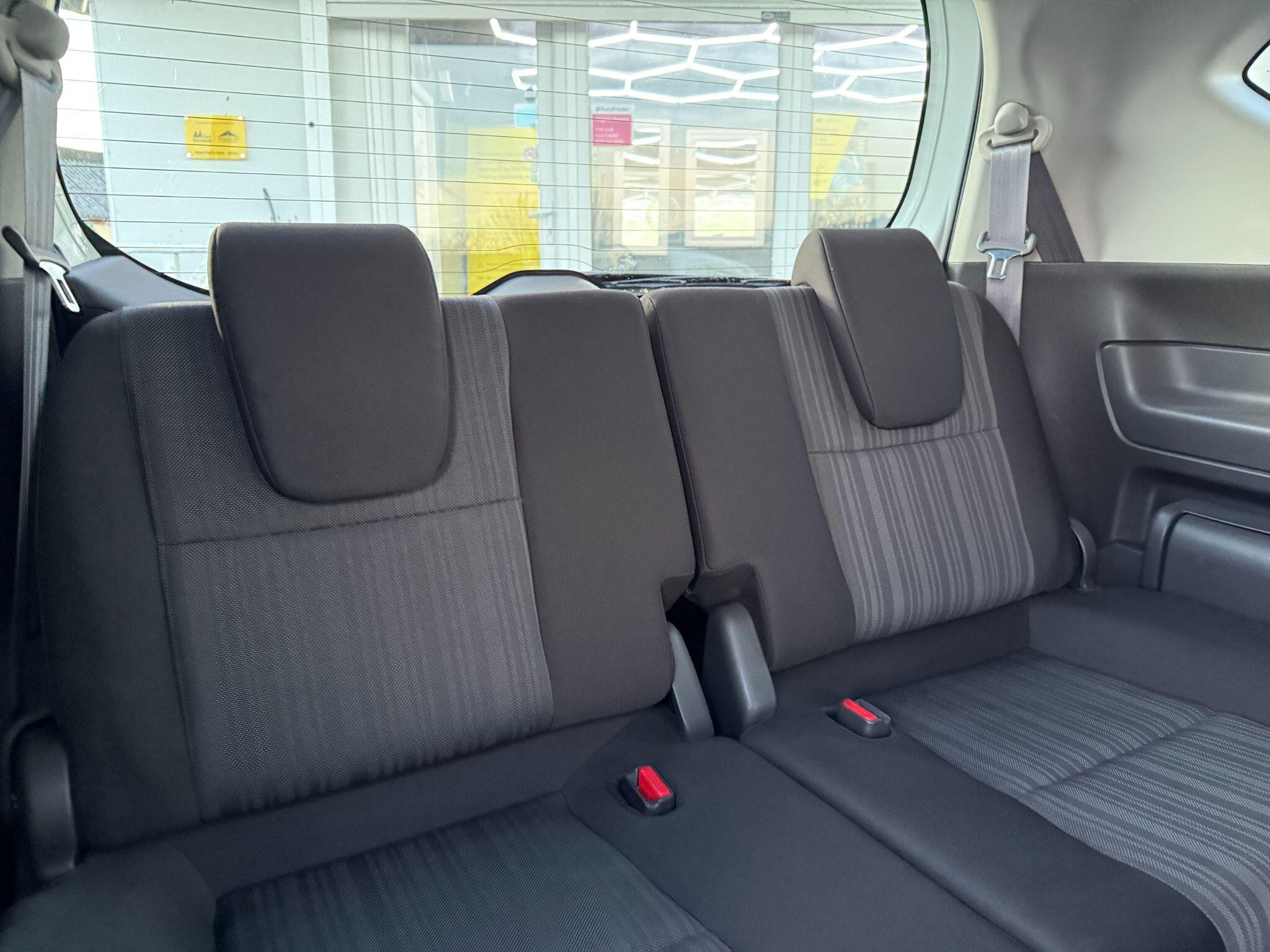 Honda Freed - Image 39