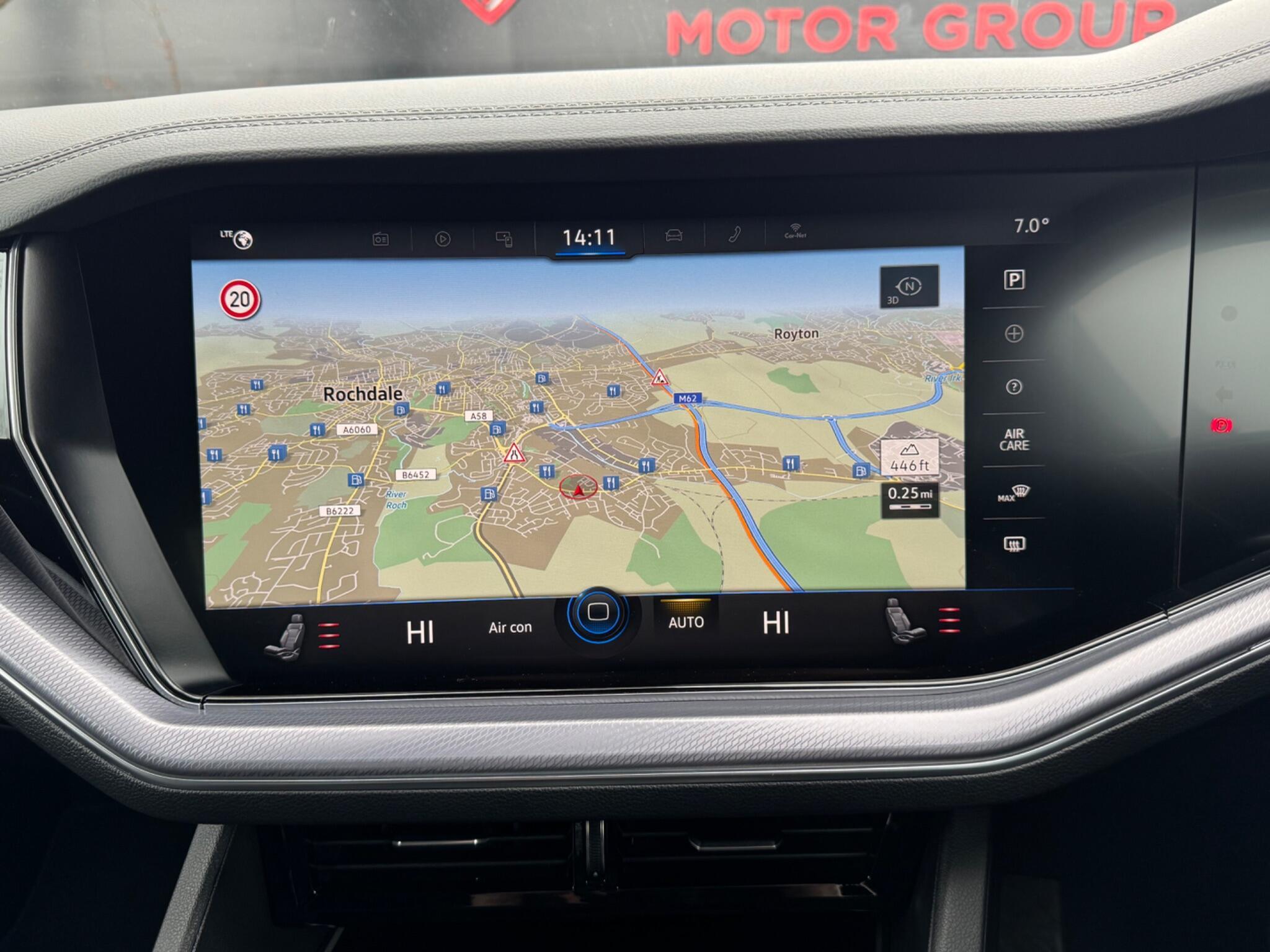 Volkswagen Touareg - Image 51