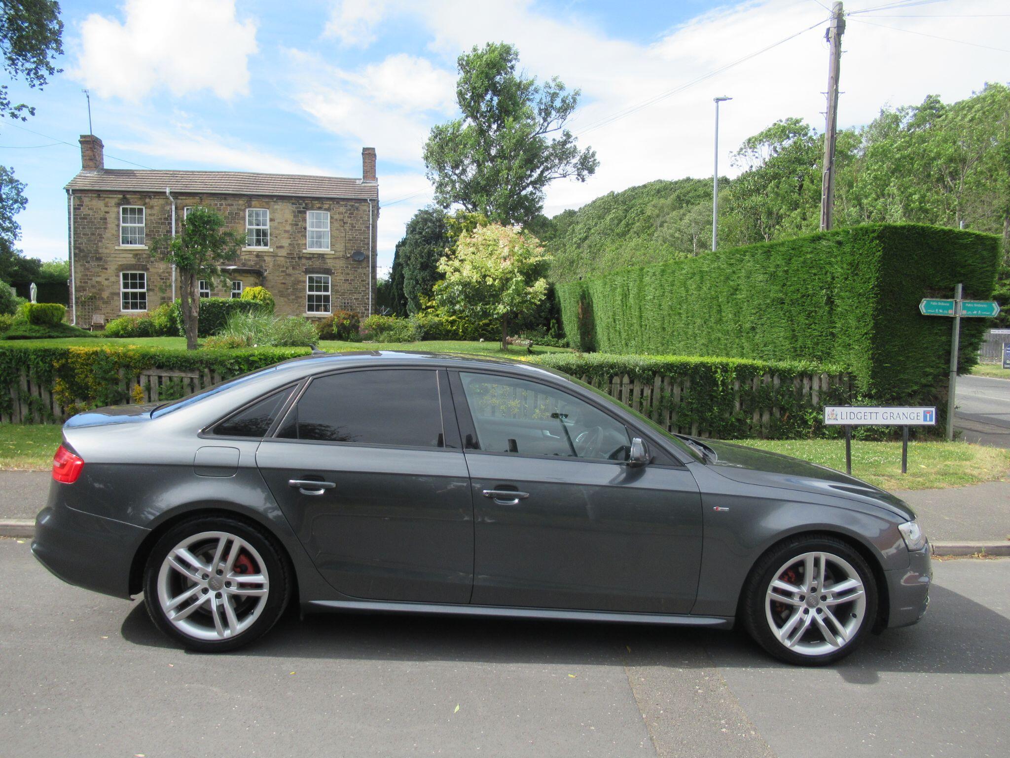 Audi A4 - Image 2