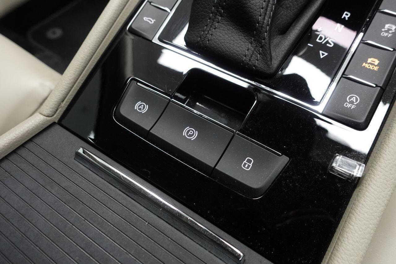 Skoda Superb - Image 59