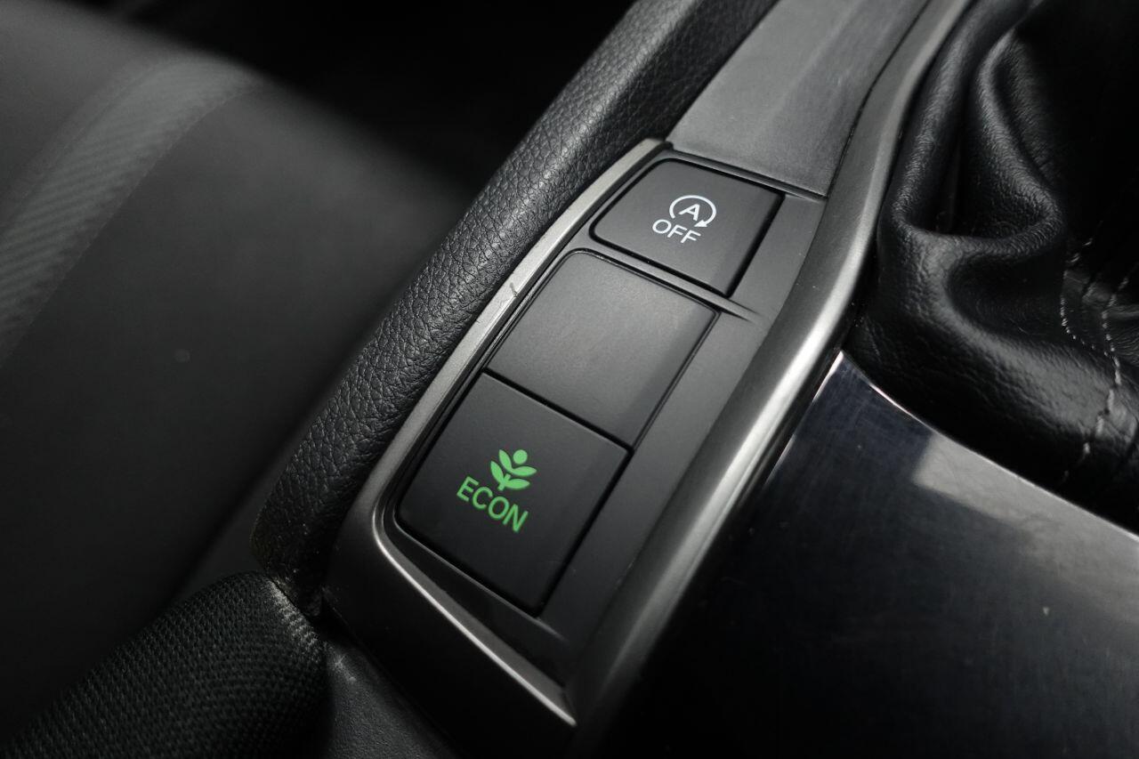 Honda Civic - Image 33