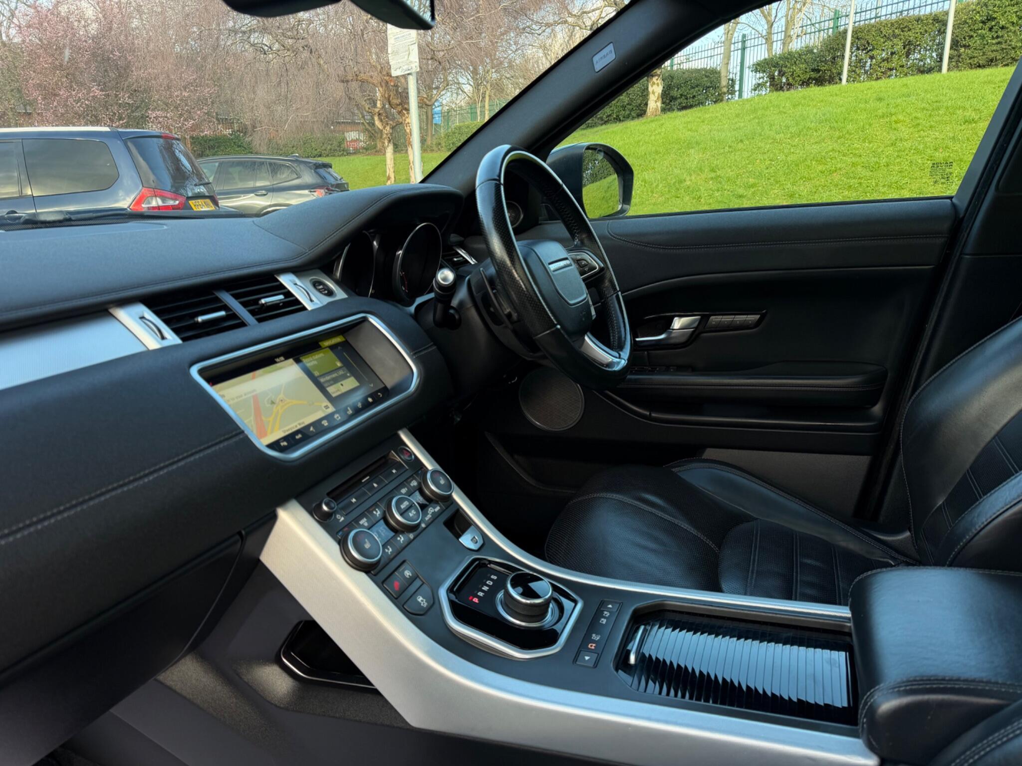 Land Rover Range Rover Evoque - Image 39