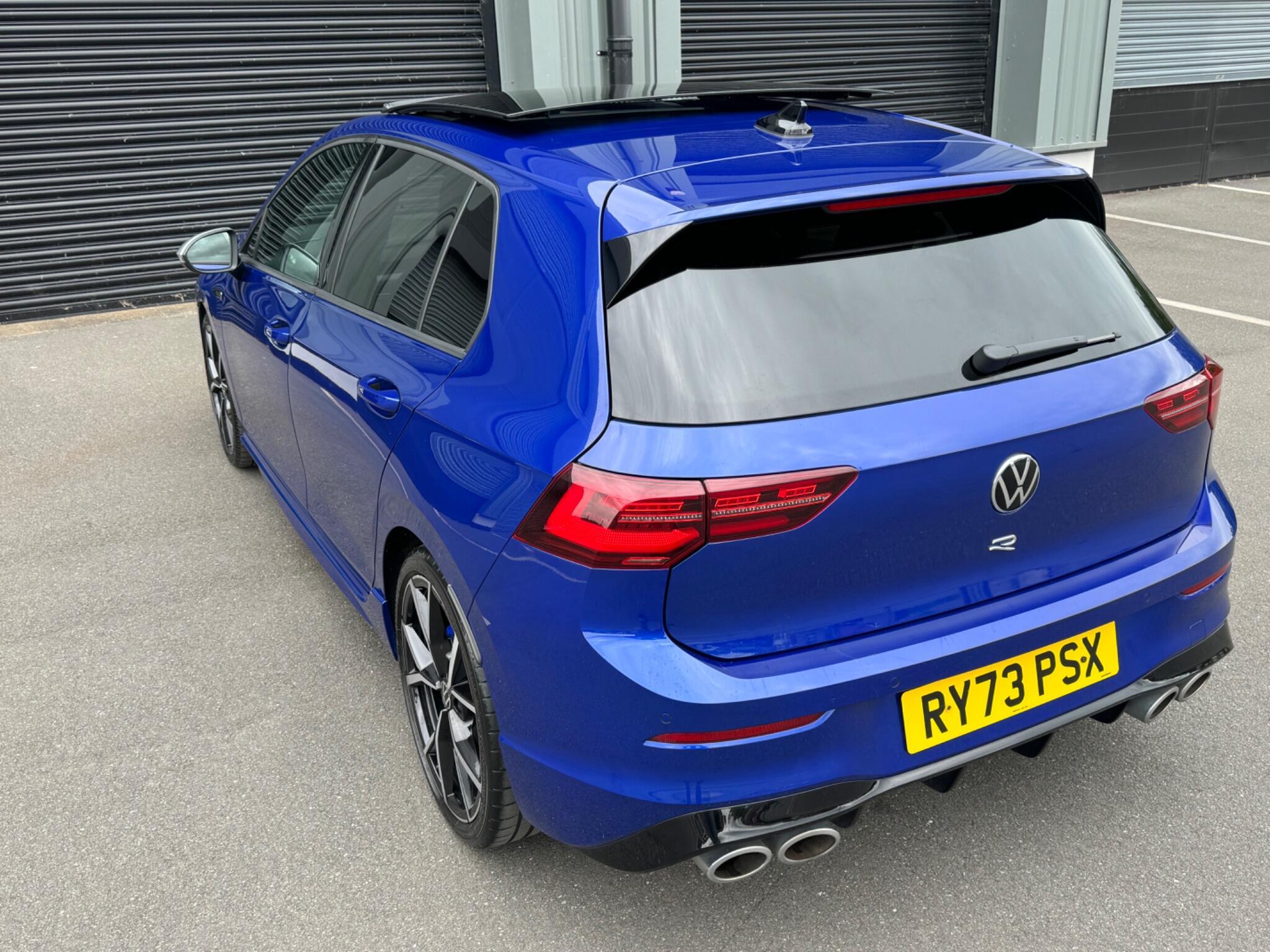 Volkswagen Golf - Image 4