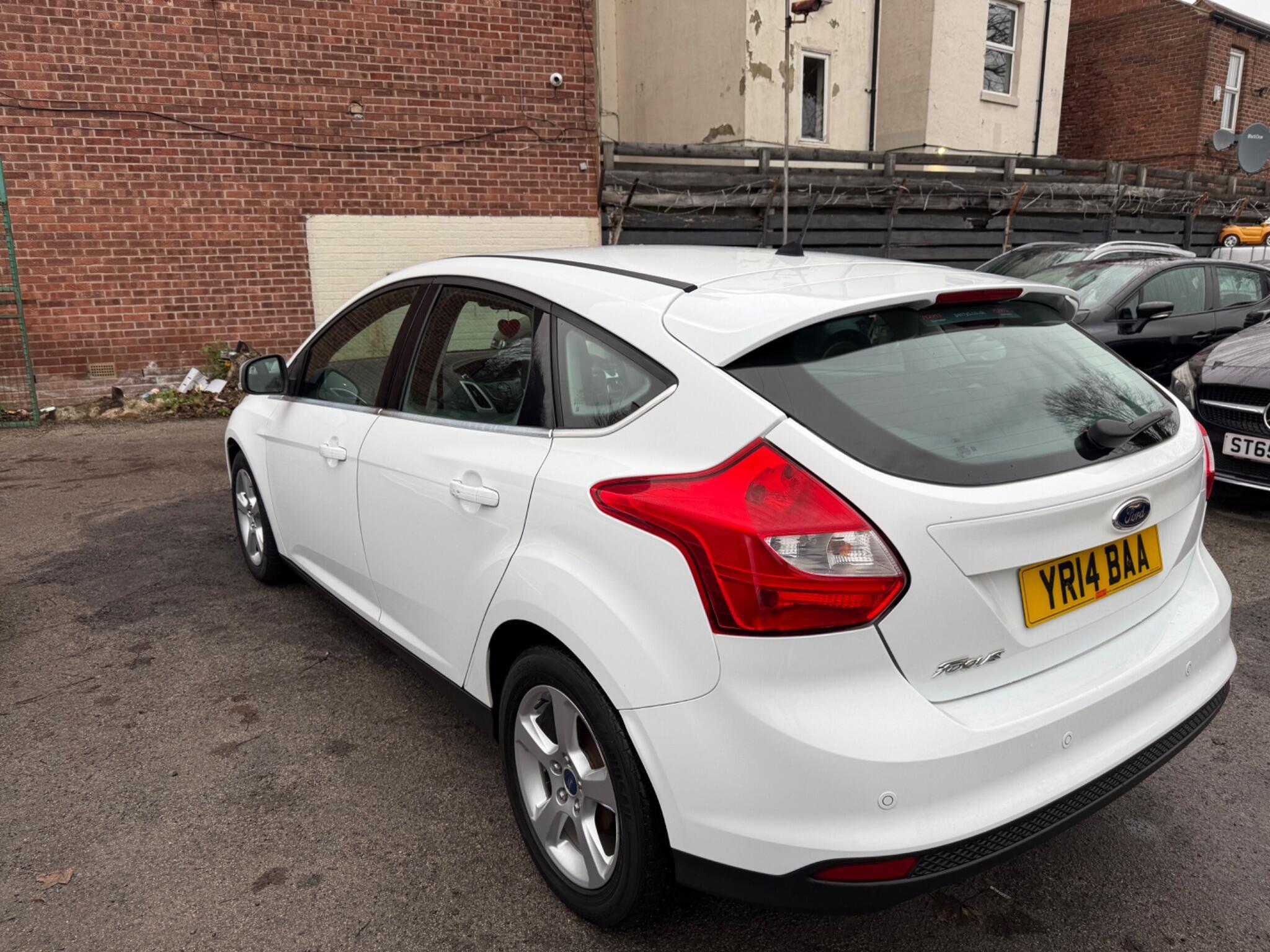 Ford Focus - Image 5