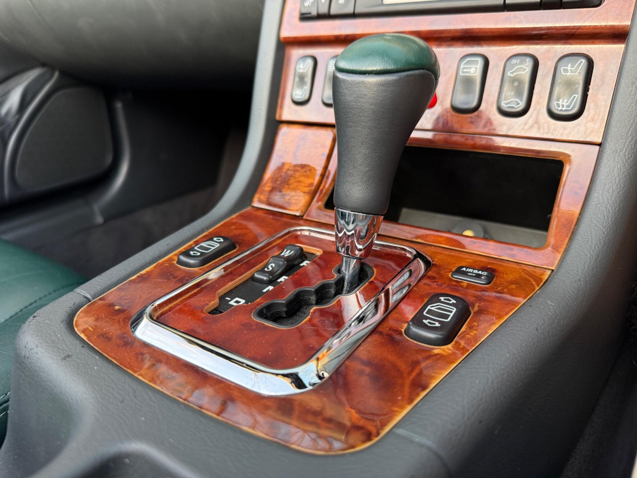 Mercedes SLK - Image 19