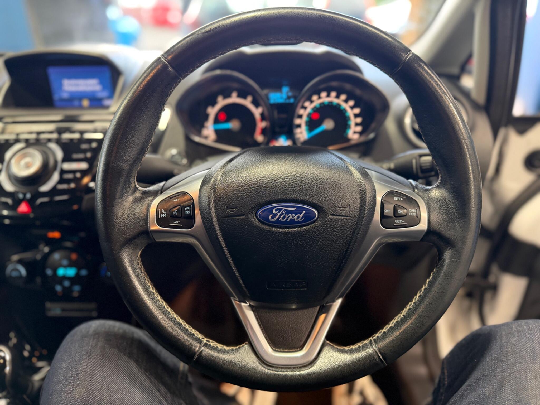 Ford Fiesta - Image 22
