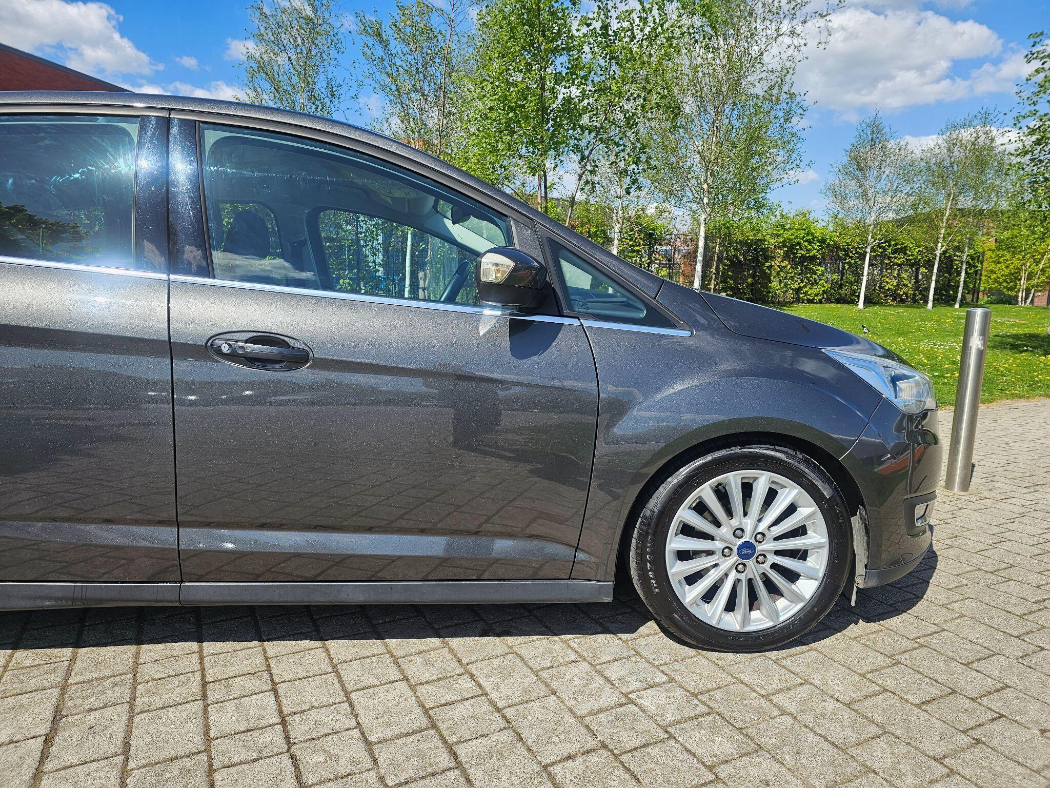 Ford C-MAX - Image 15