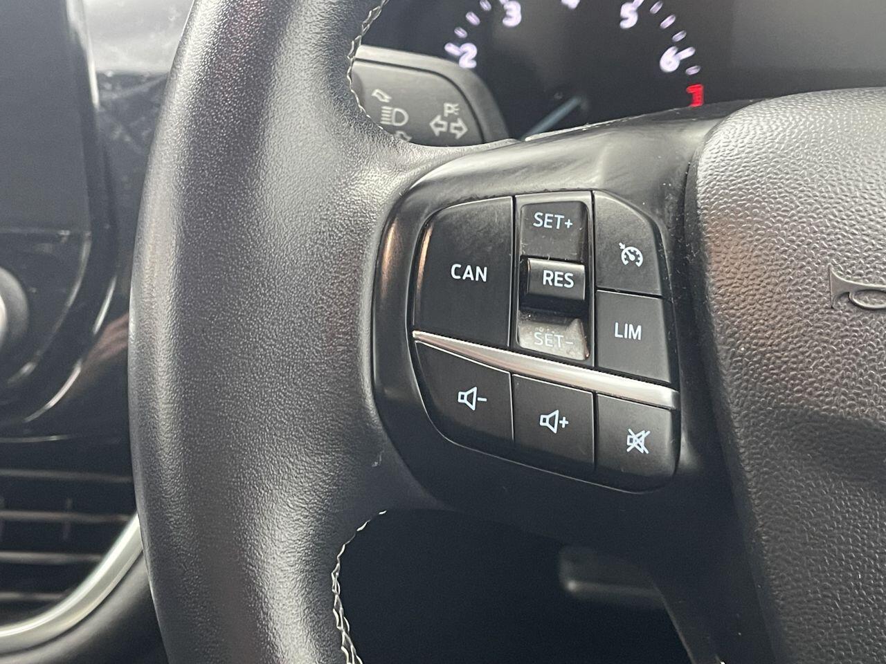 Ford Fiesta - Image 40