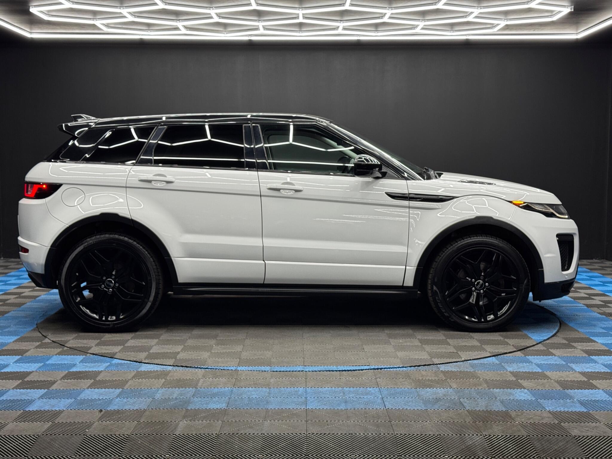 Land Rover Range Rover Evoque - Image 4