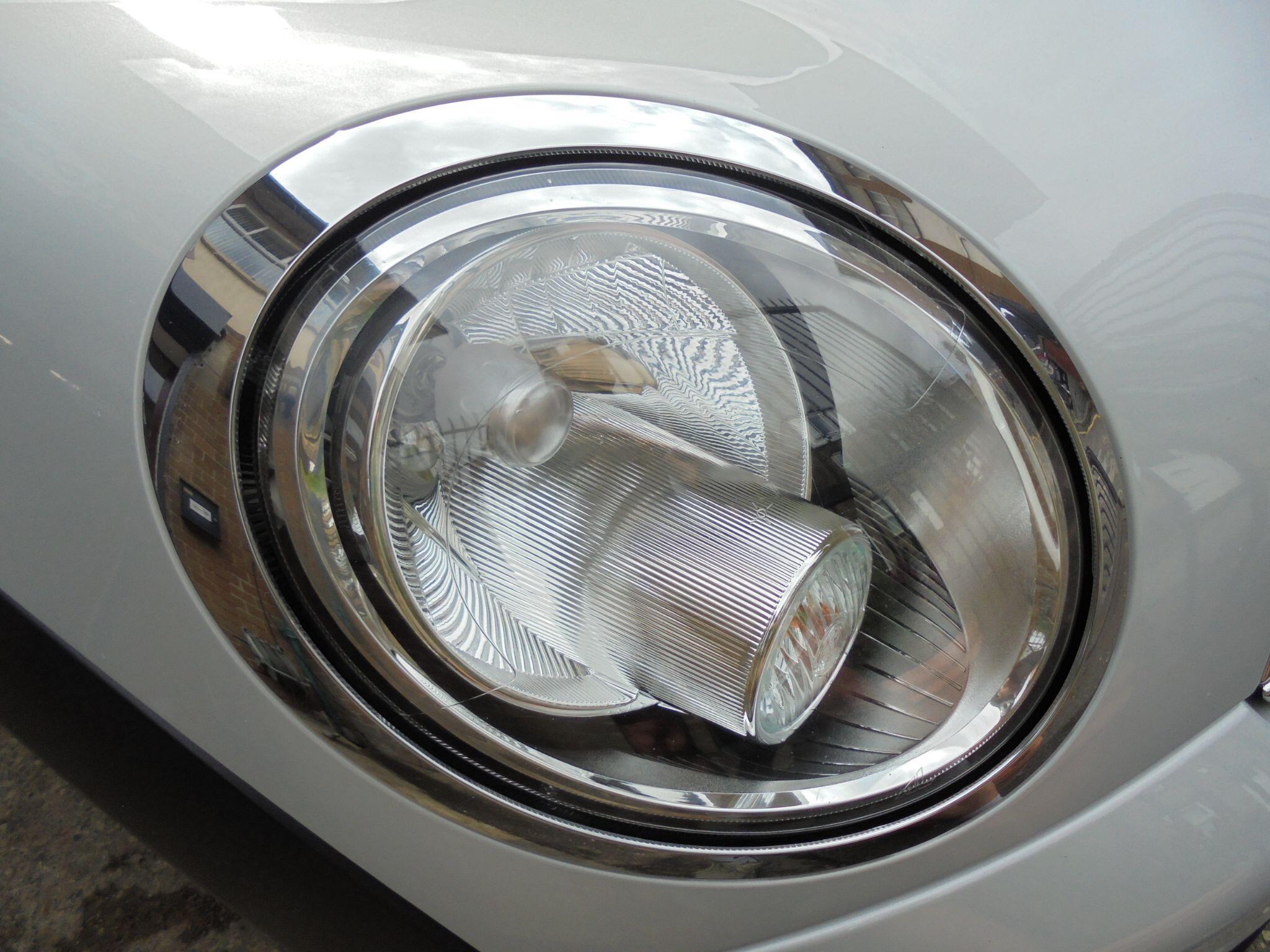 MINI Convertible - Image 18