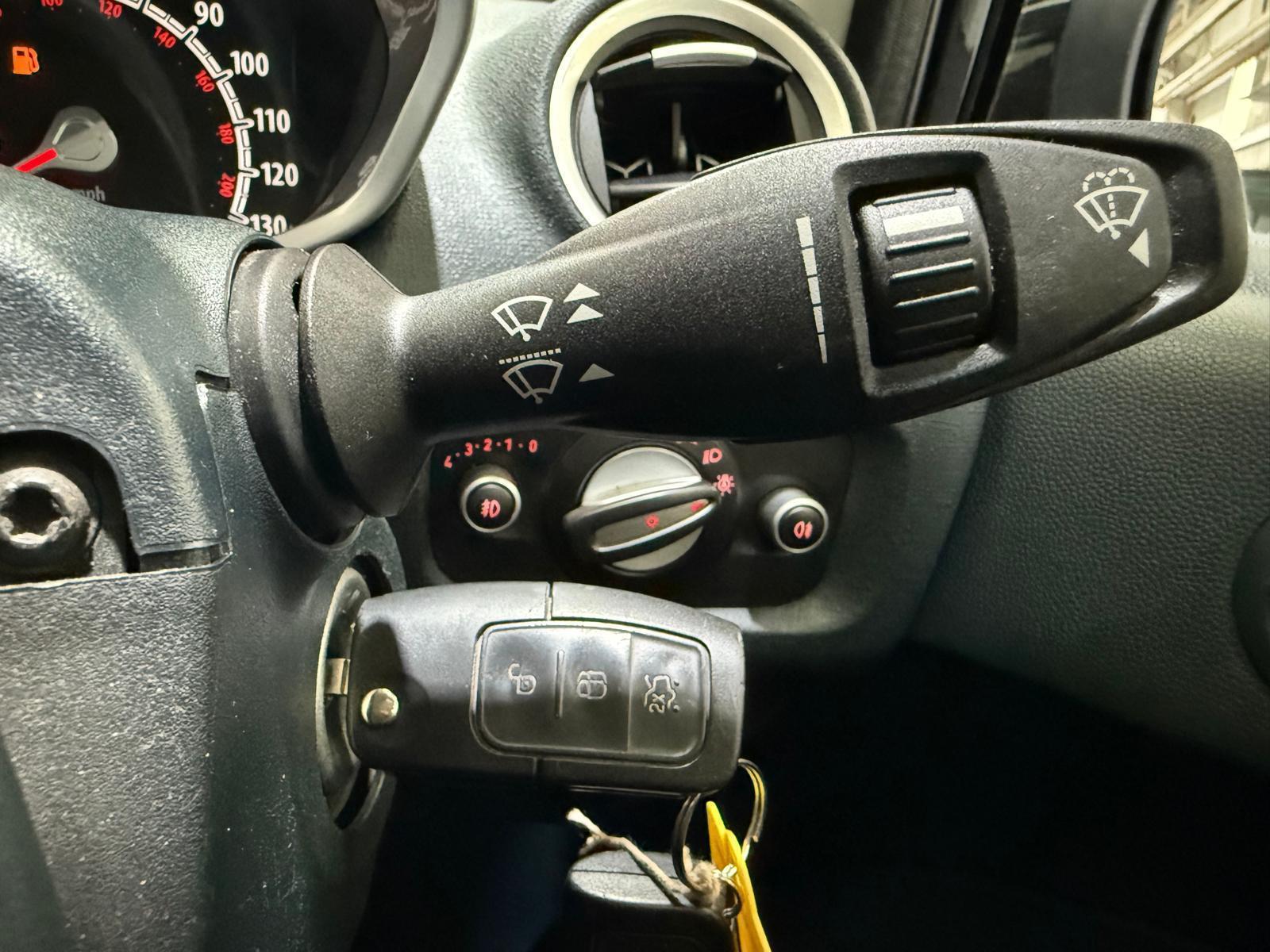 Ford Fiesta - Image 36