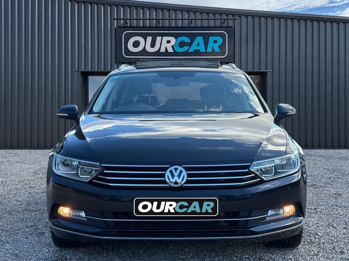 Volkswagen Passat - Image 10