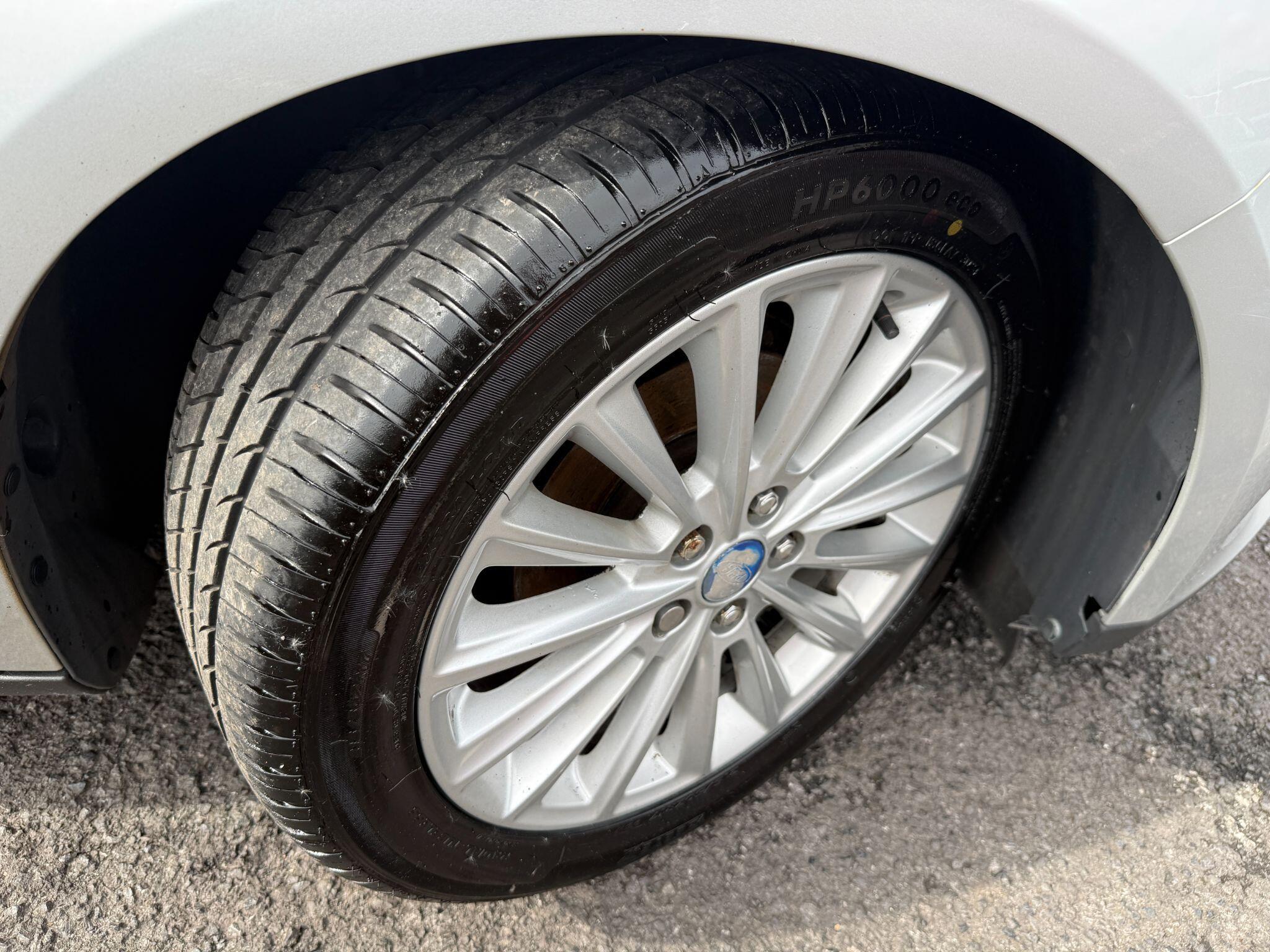Ford Focus - Image 80